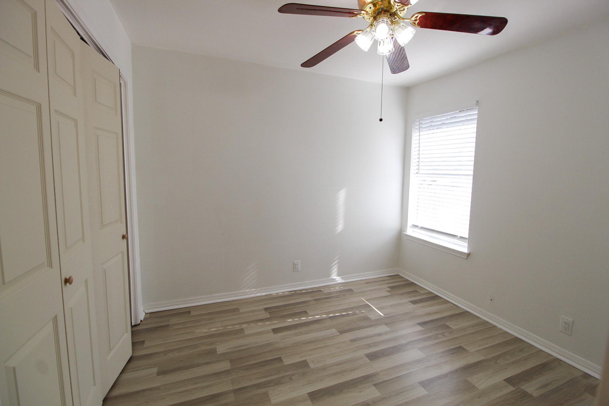 6907 Stonleigh Pl, Austin, TX 78744