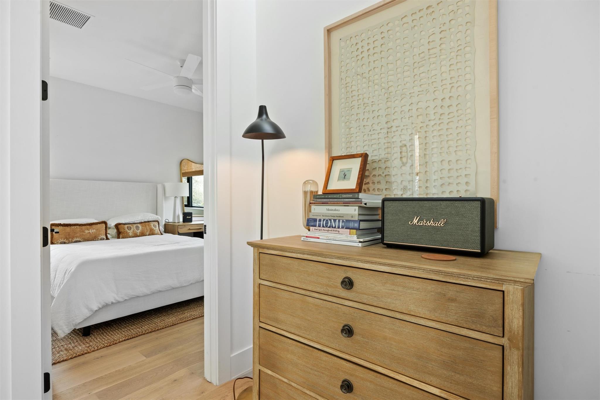 4604 S 2nd St # 2, Austin, TX 78745