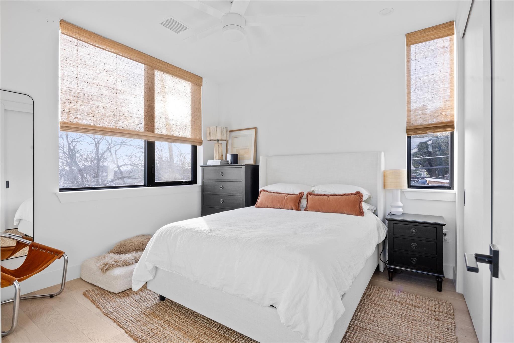 4604 S 2nd St # 2, Austin, TX 78745