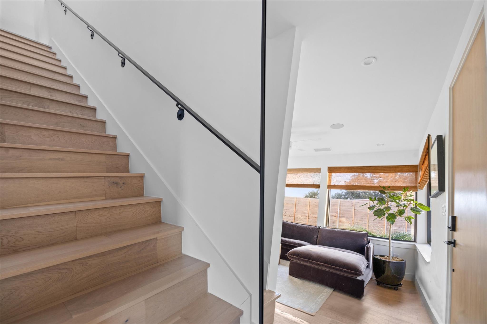 4604 S 2nd St # 2, Austin, TX 78745