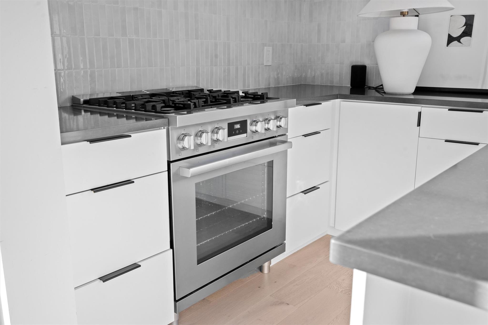 4604 S 2nd St # 2, Austin, TX 78745