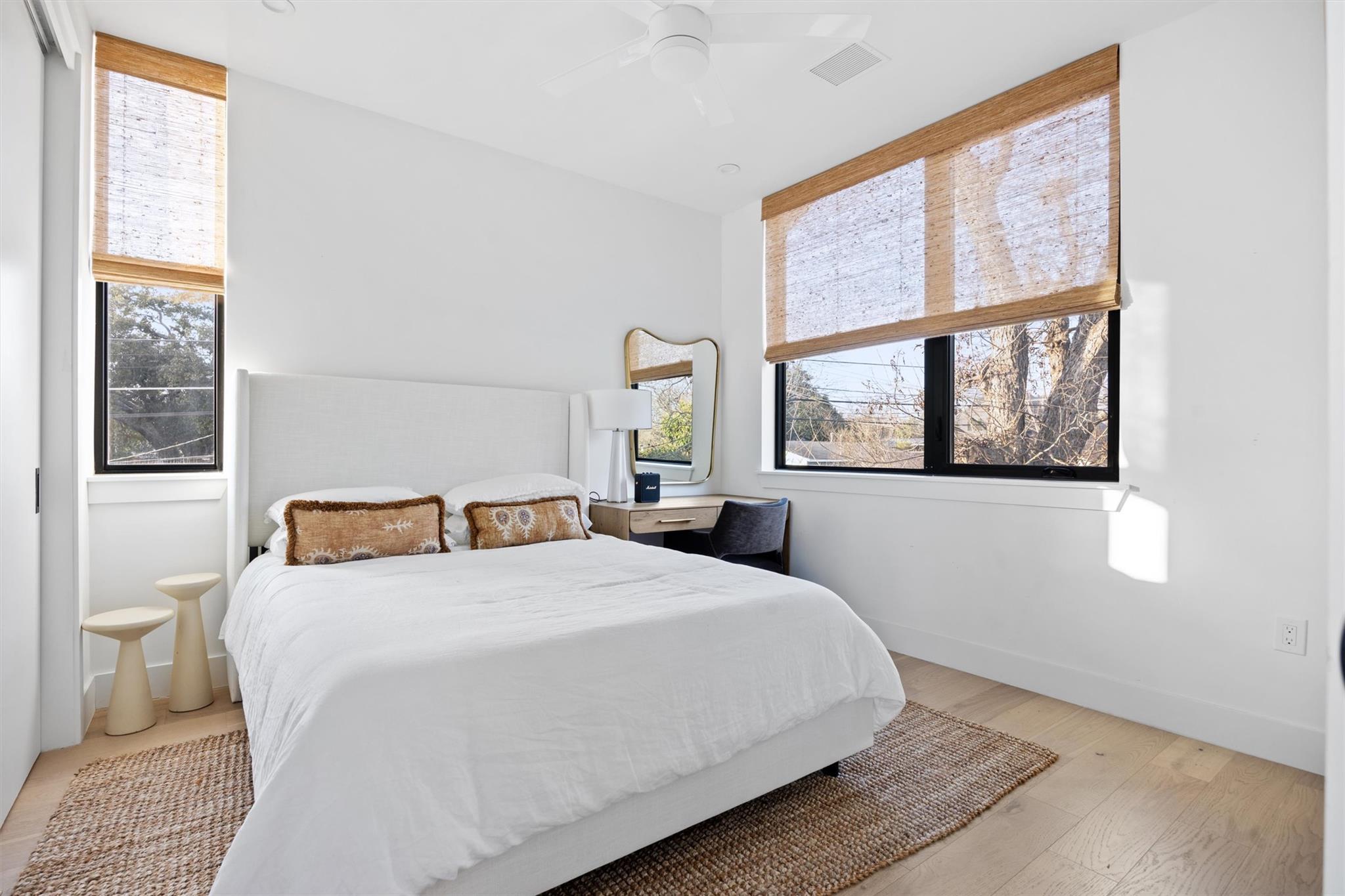 4604 S 2nd St # 2, Austin, TX 78745