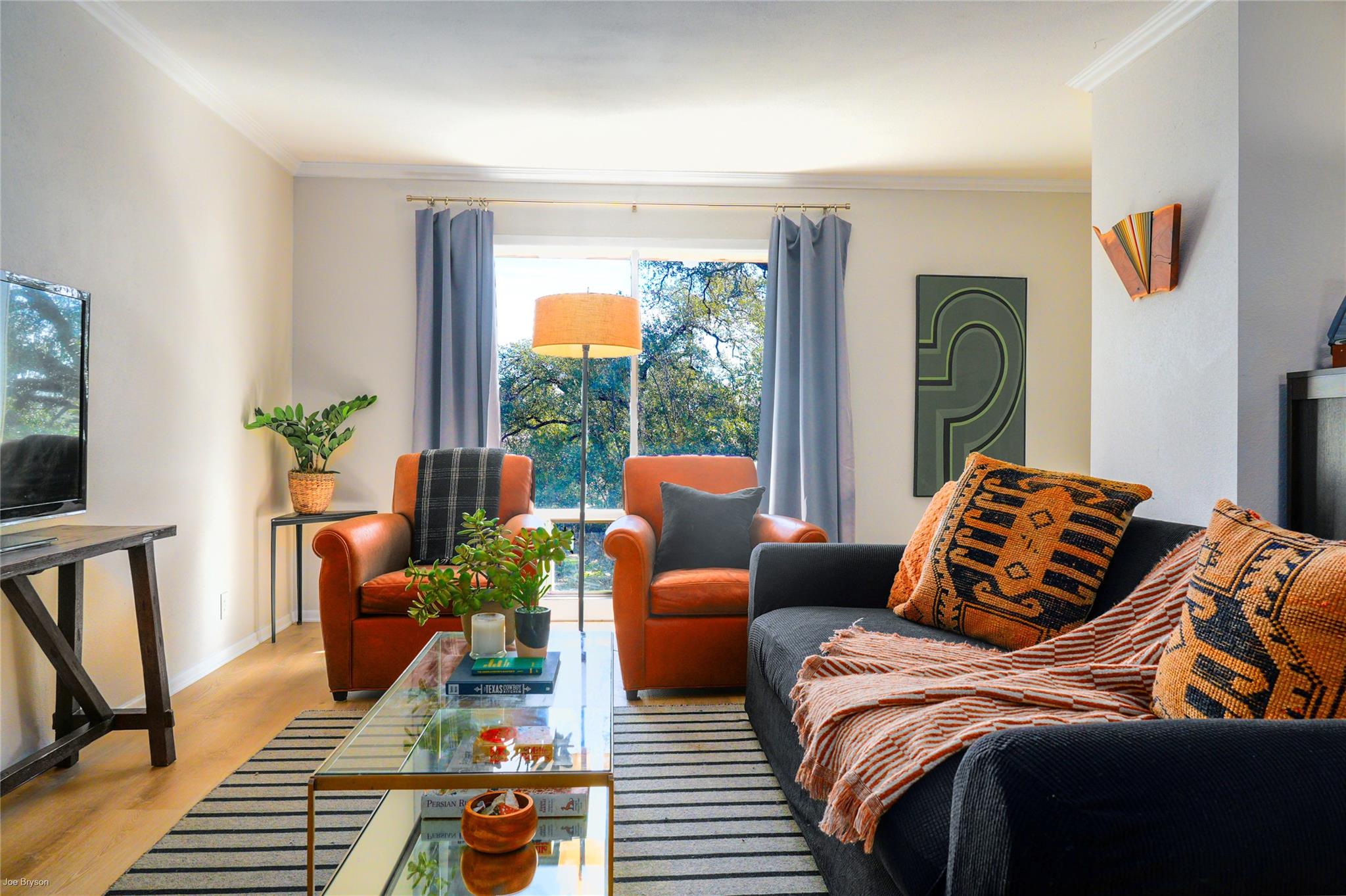 5326 Balcones Dr # D, Austin, TX 78731