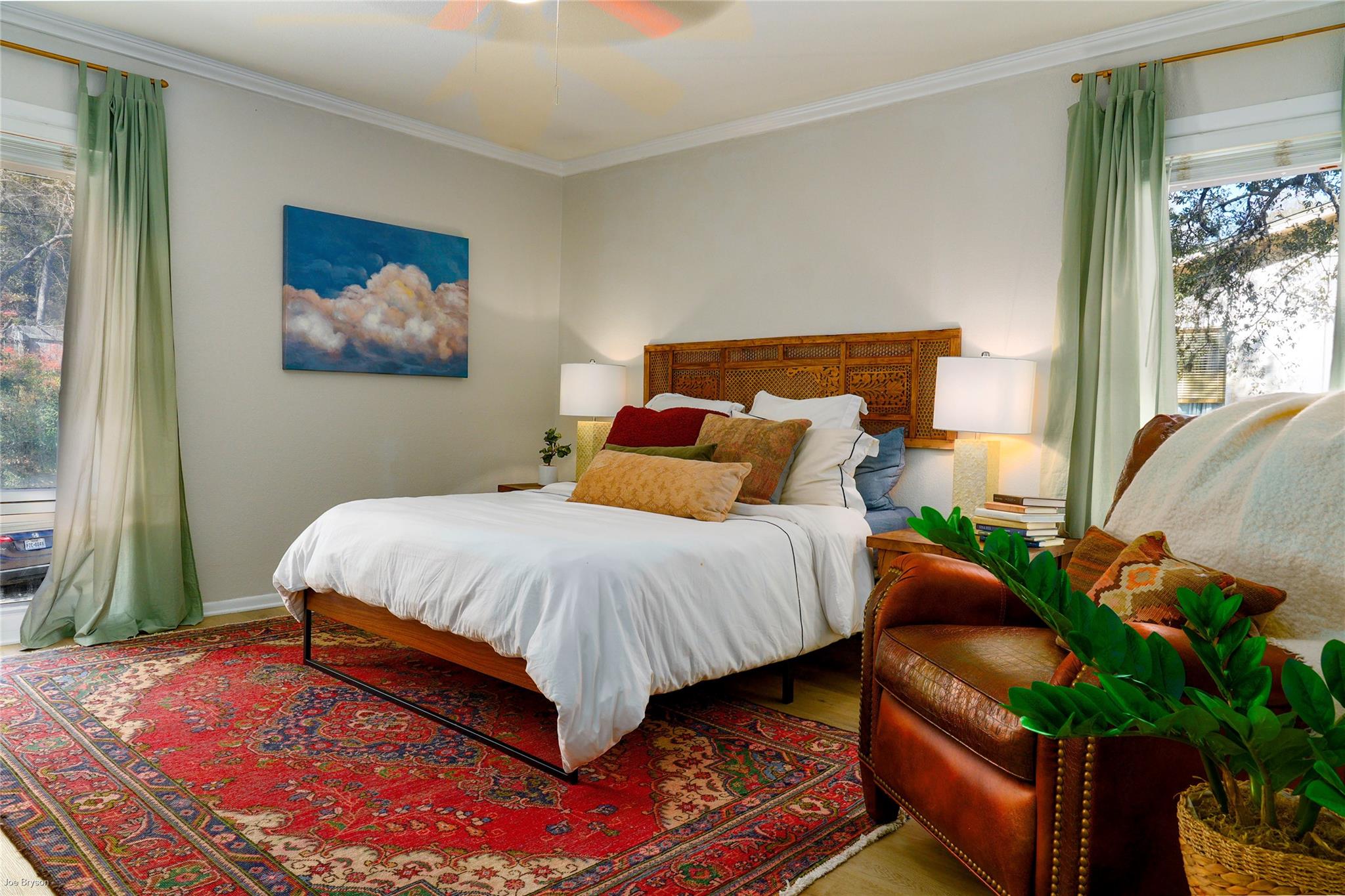 5326 Balcones Dr # D, Austin, TX 78731