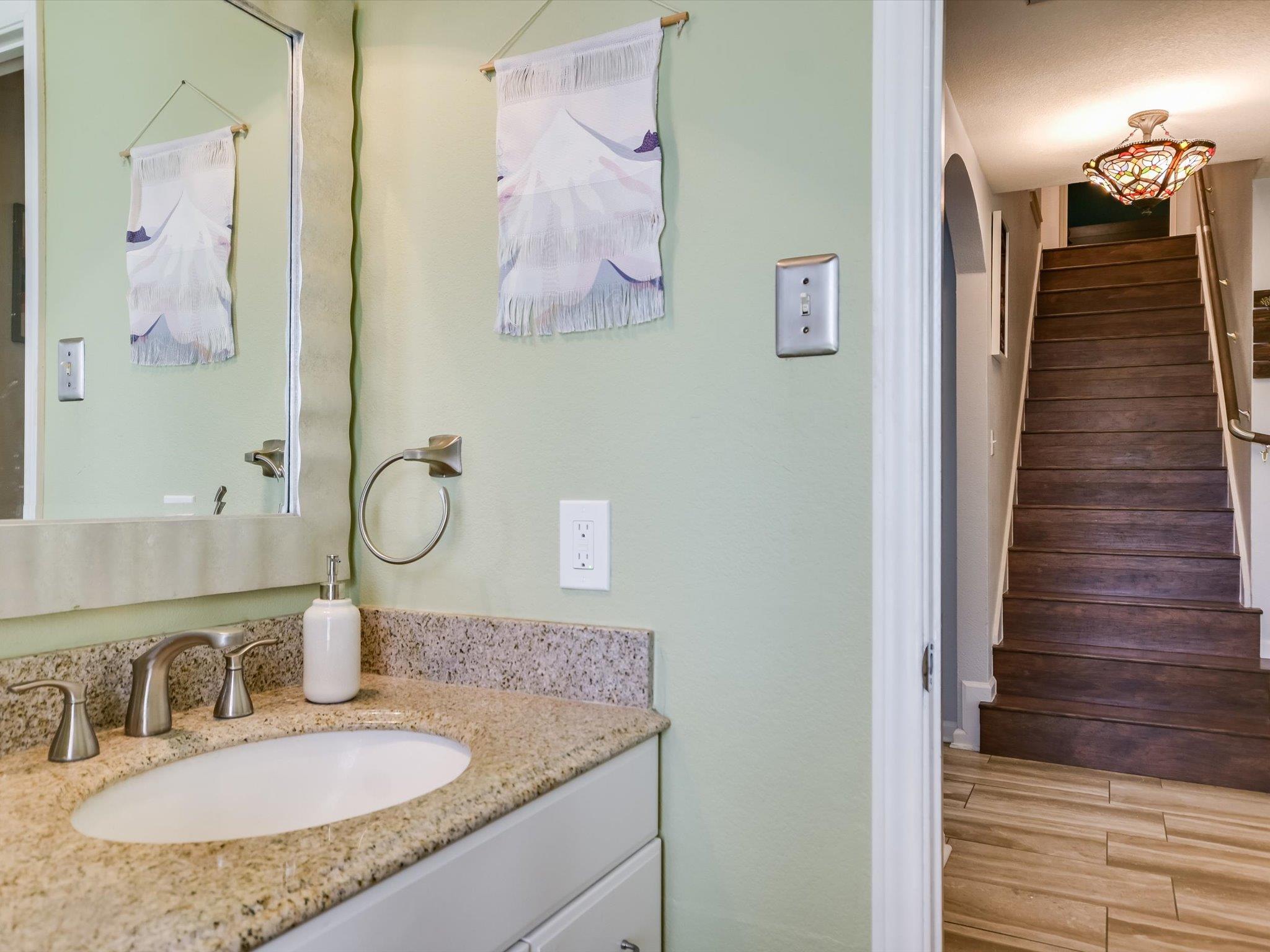 2001 Aster Way, Round Rock, TX 78665