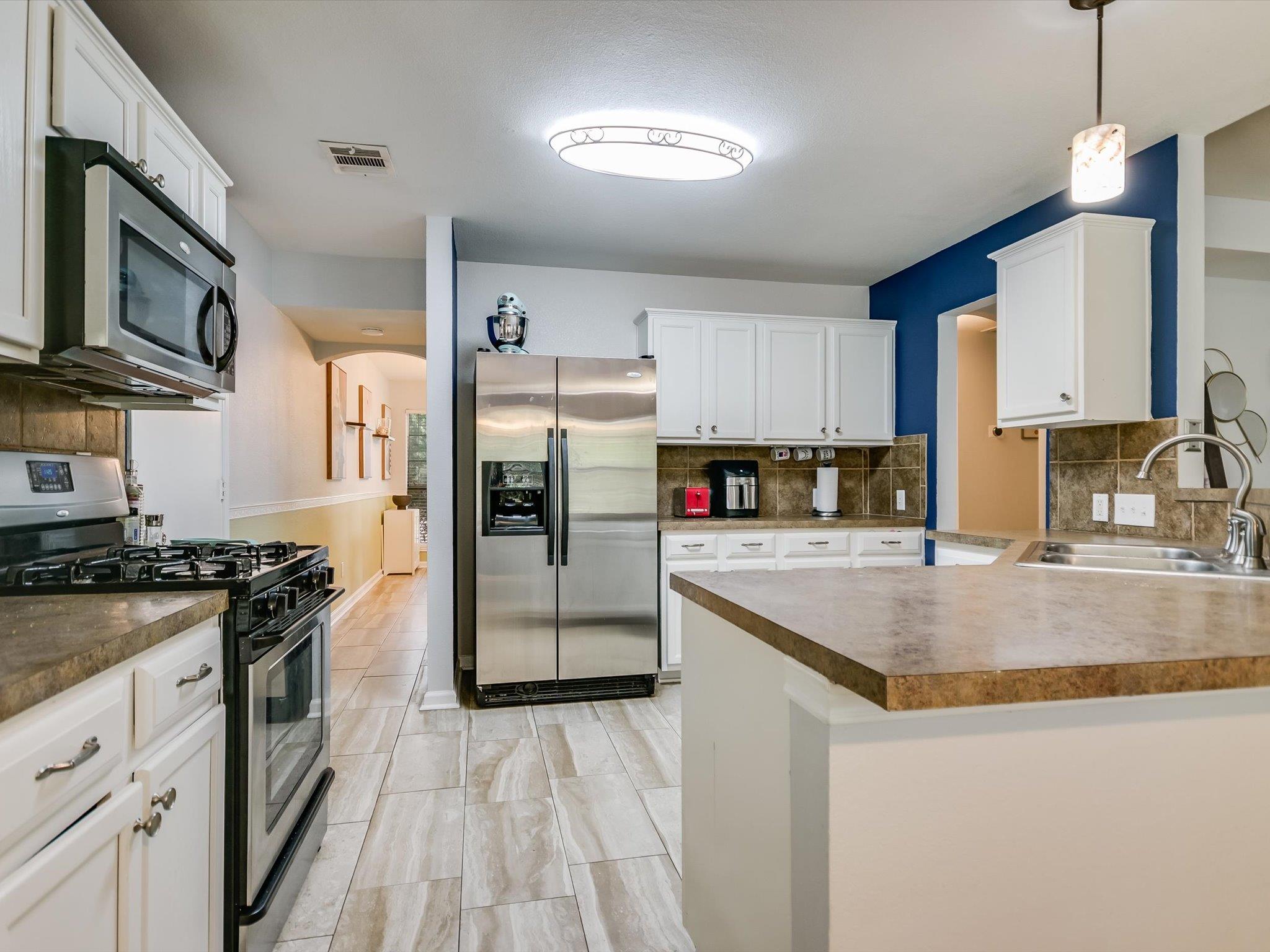 2001 Aster Way, Round Rock, TX 78665