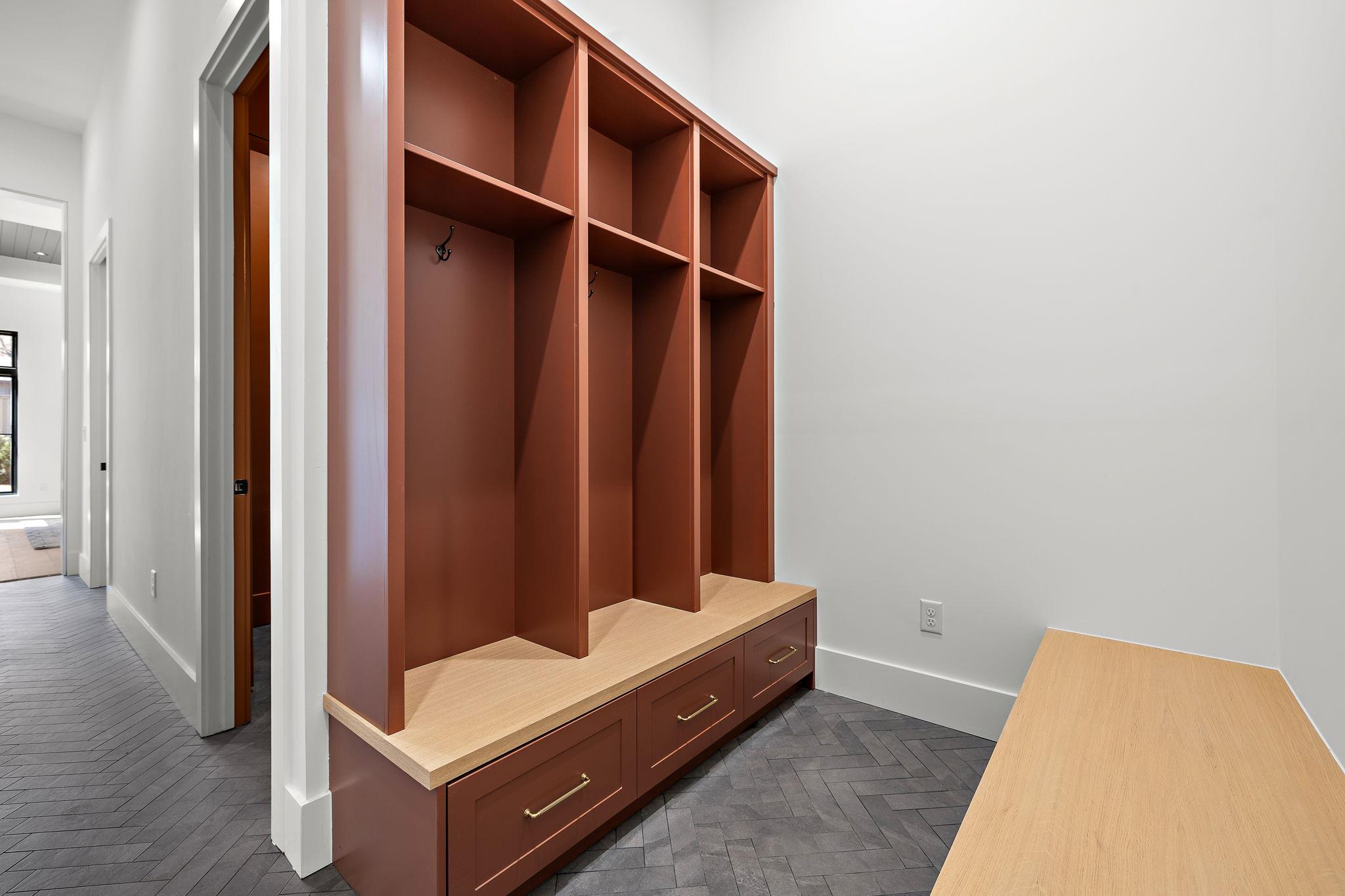 5906 Rickey Dr, Austin, TX 78757