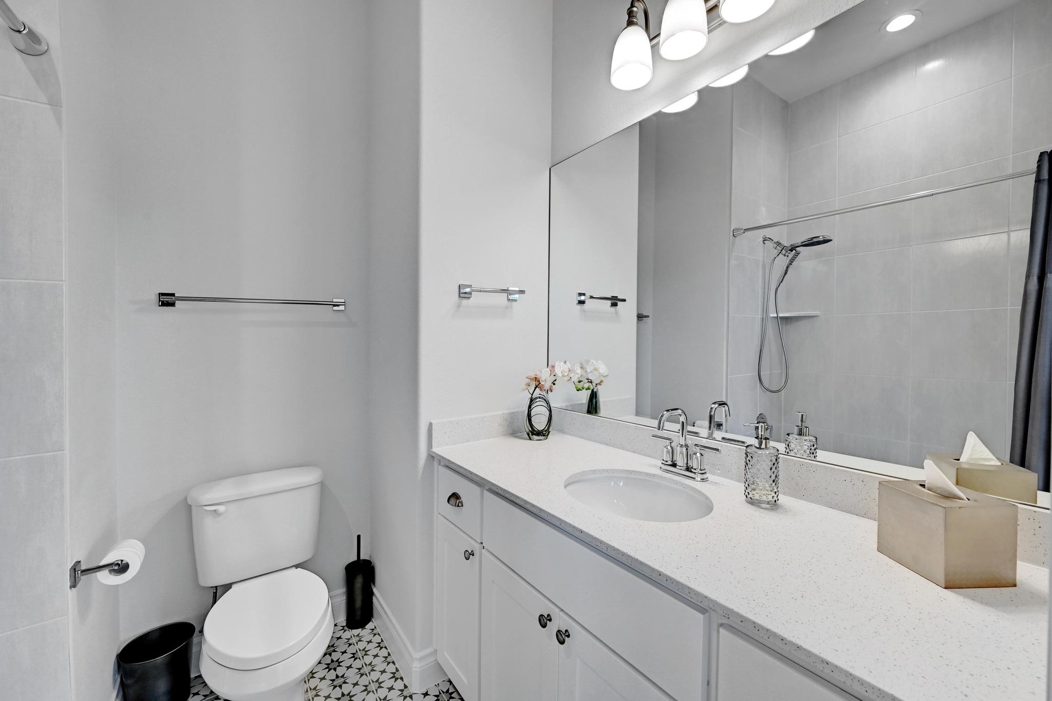 4809 SERENE HILLS Dr, Austin, TX 78738