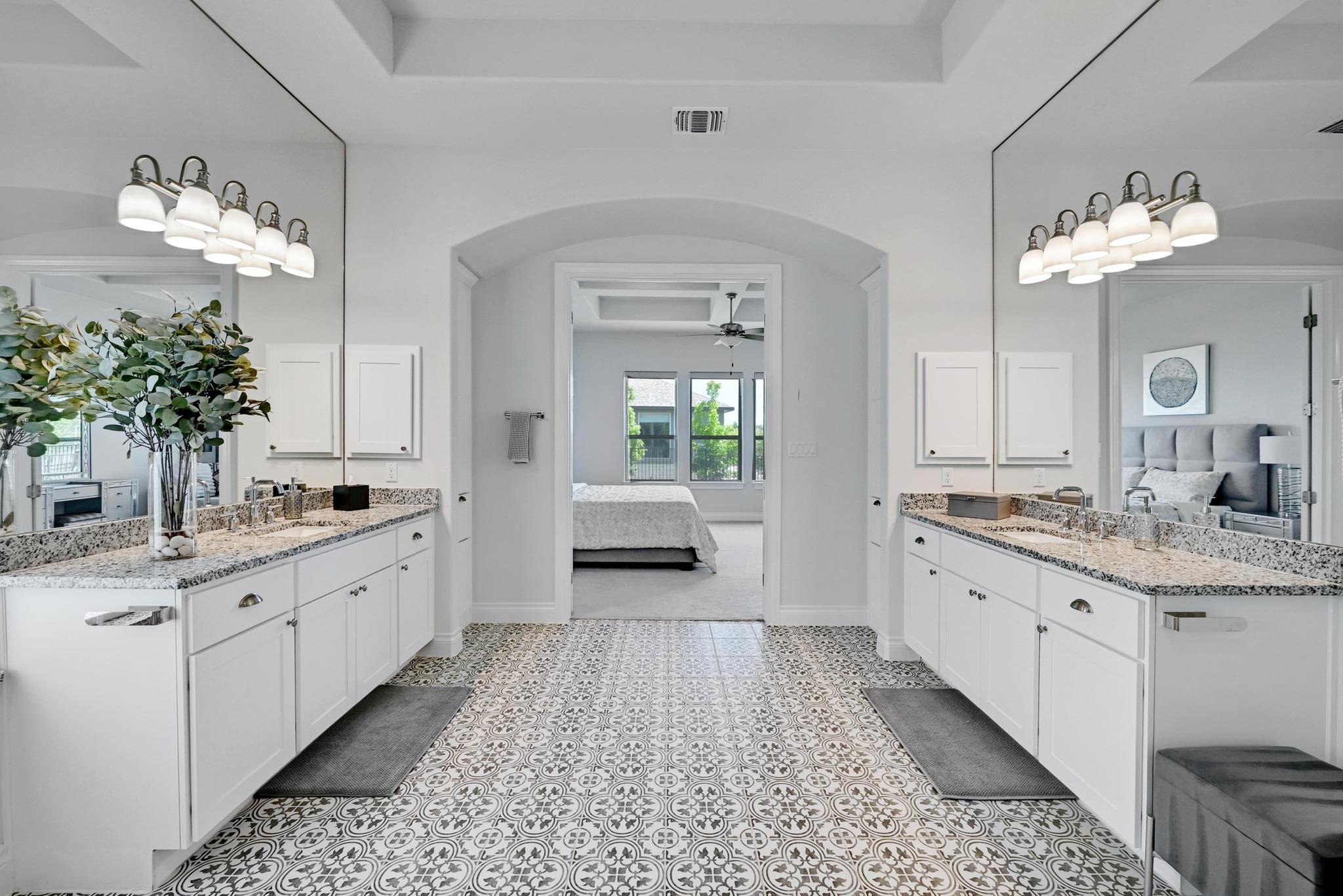 4809 SERENE HILLS Dr, Austin, TX 78738