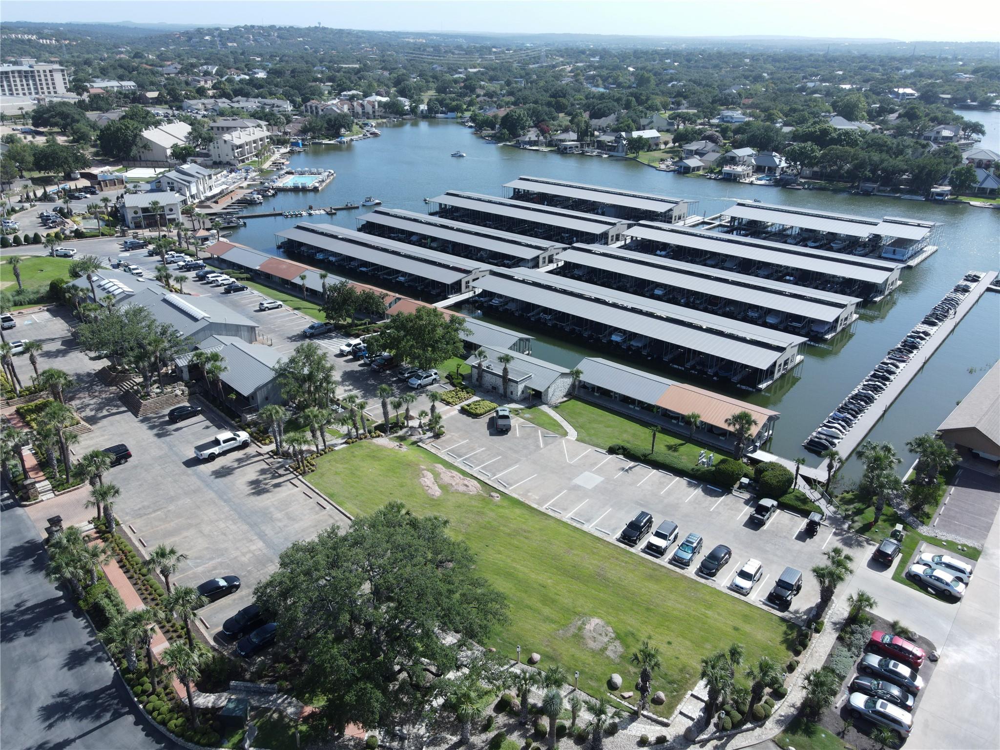 113 Comanche Agate, Horseshoe Bay, TX 78657