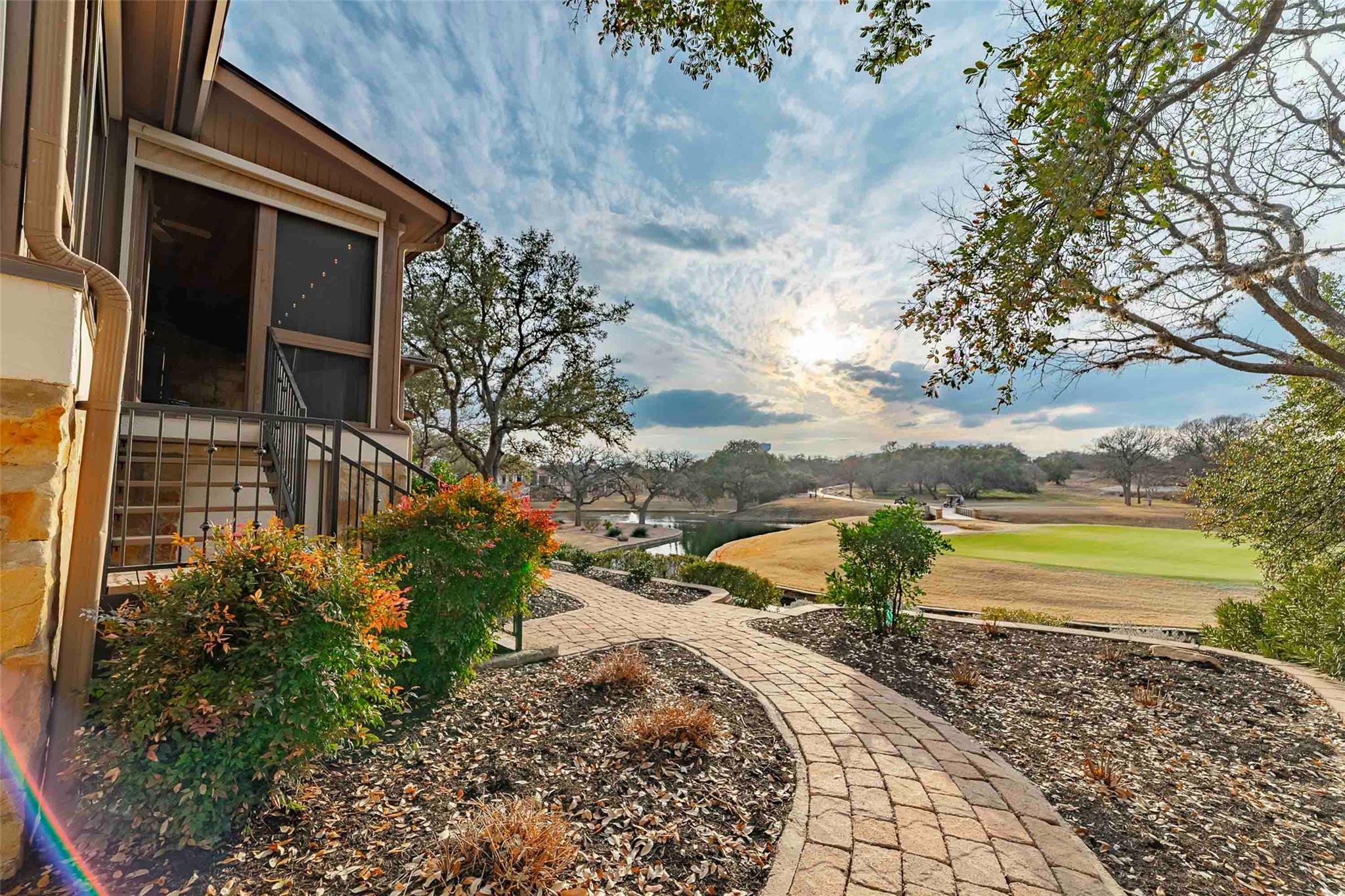 113 Comanche Agate, Horseshoe Bay, TX 78657