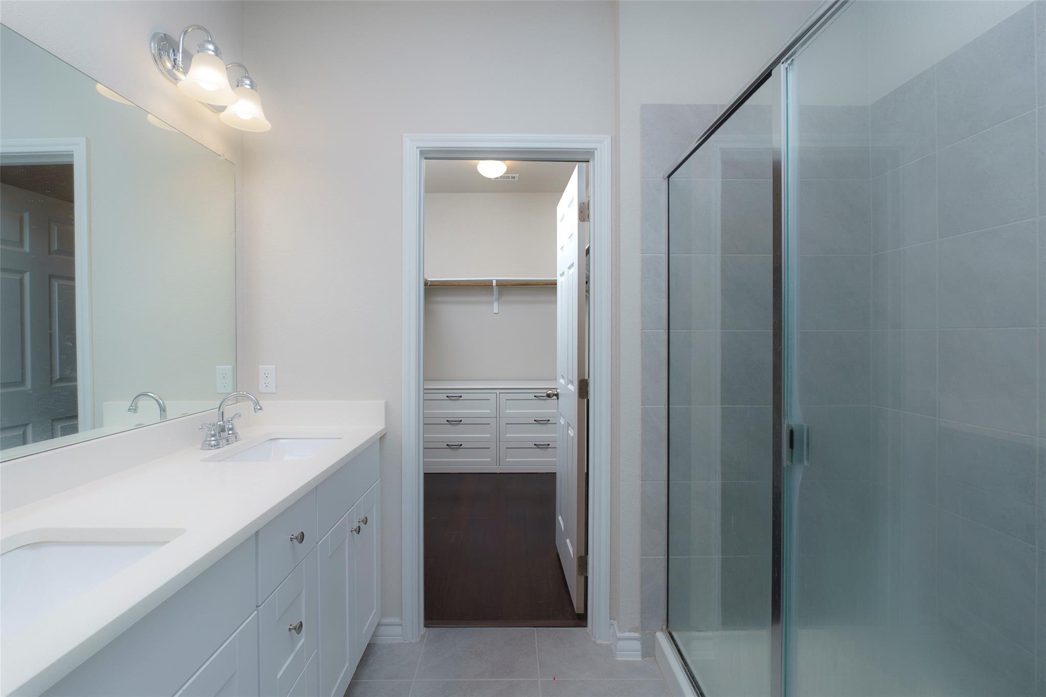 5304 GOLDEN CANARY Ln # 43, Austin, TX 78723