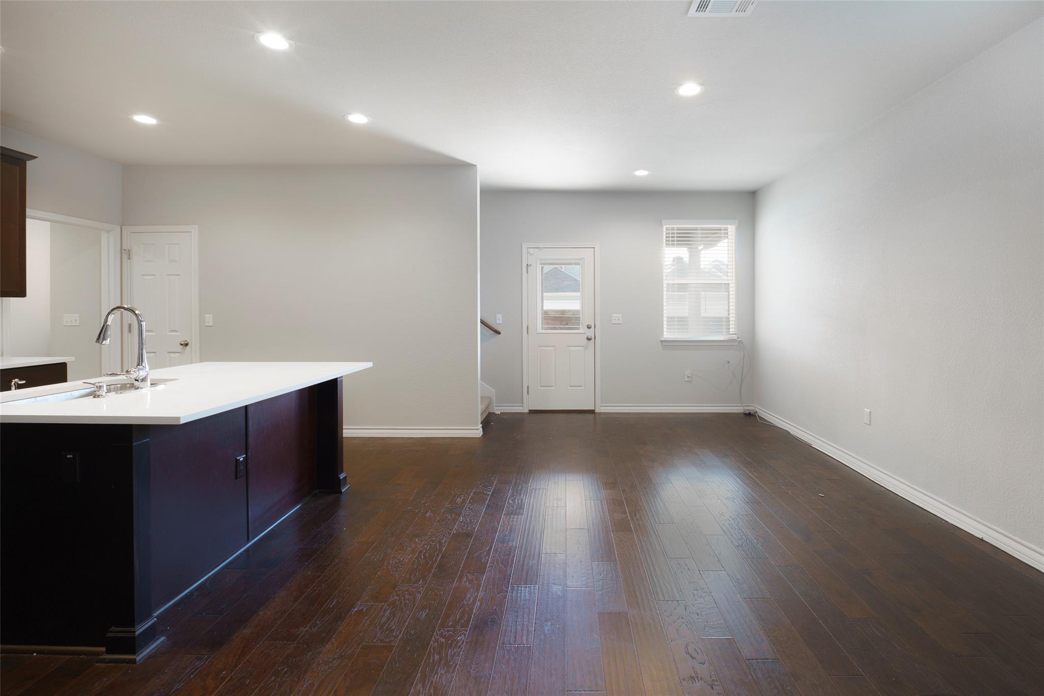 5304 GOLDEN CANARY Ln # 43, Austin, TX 78723