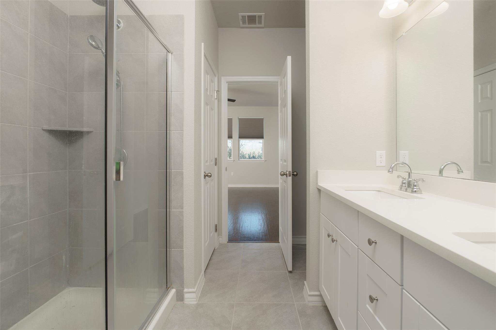 5304 GOLDEN CANARY Ln # 43, Austin, TX 78723