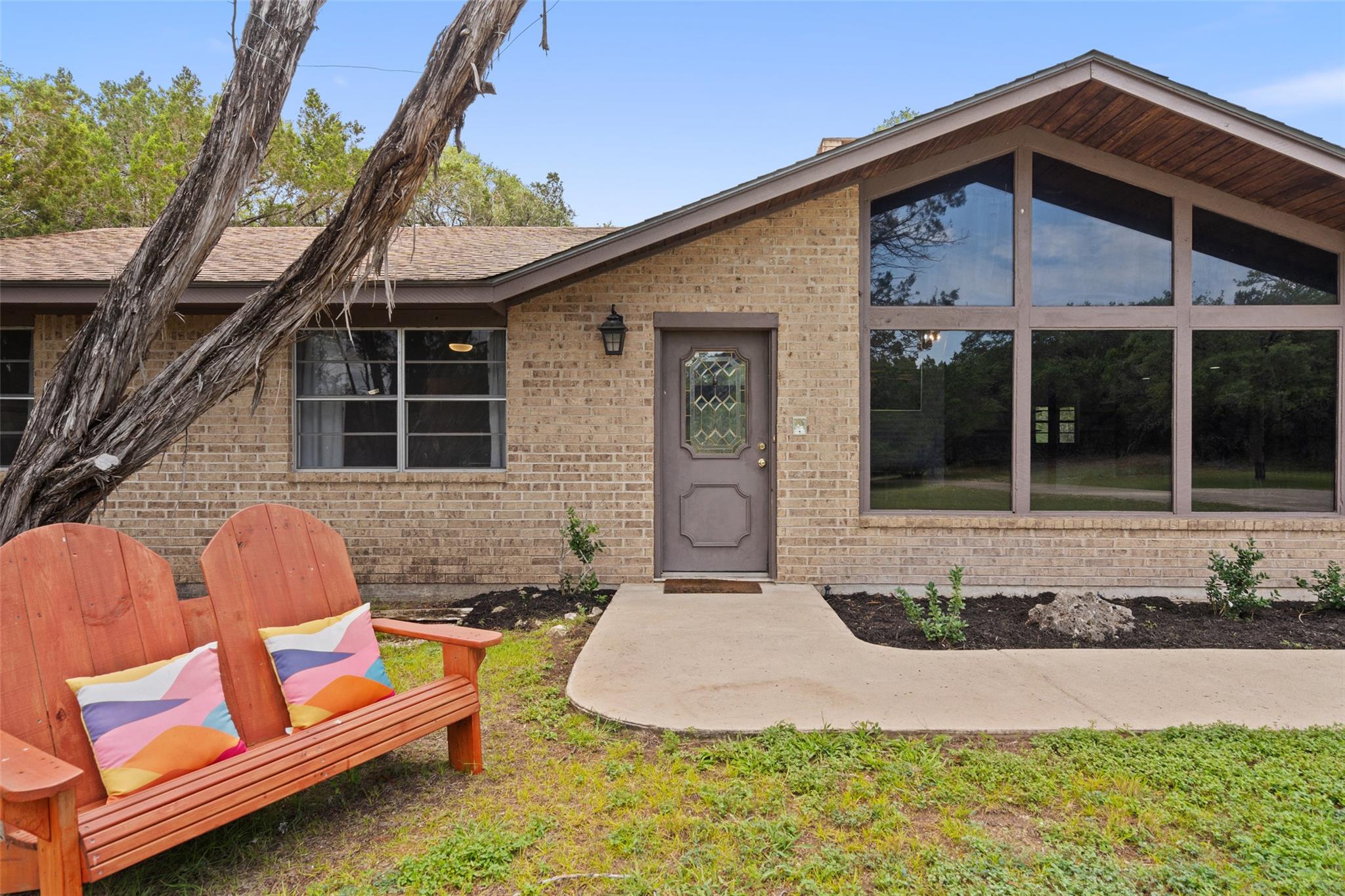 121 Merrywood Ln, San Marcos, TX 78666