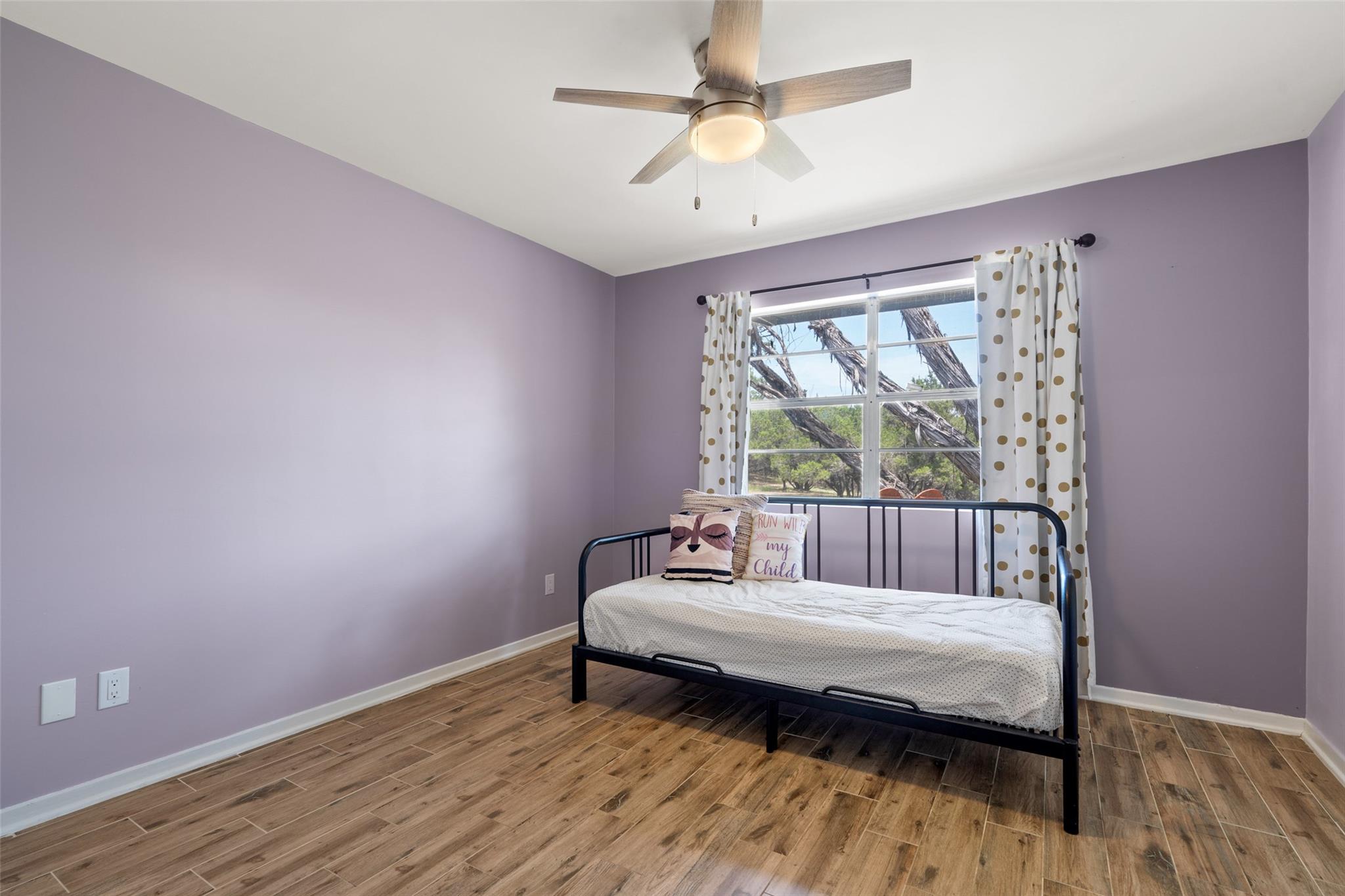 121 Merrywood Ln, San Marcos, TX 78666