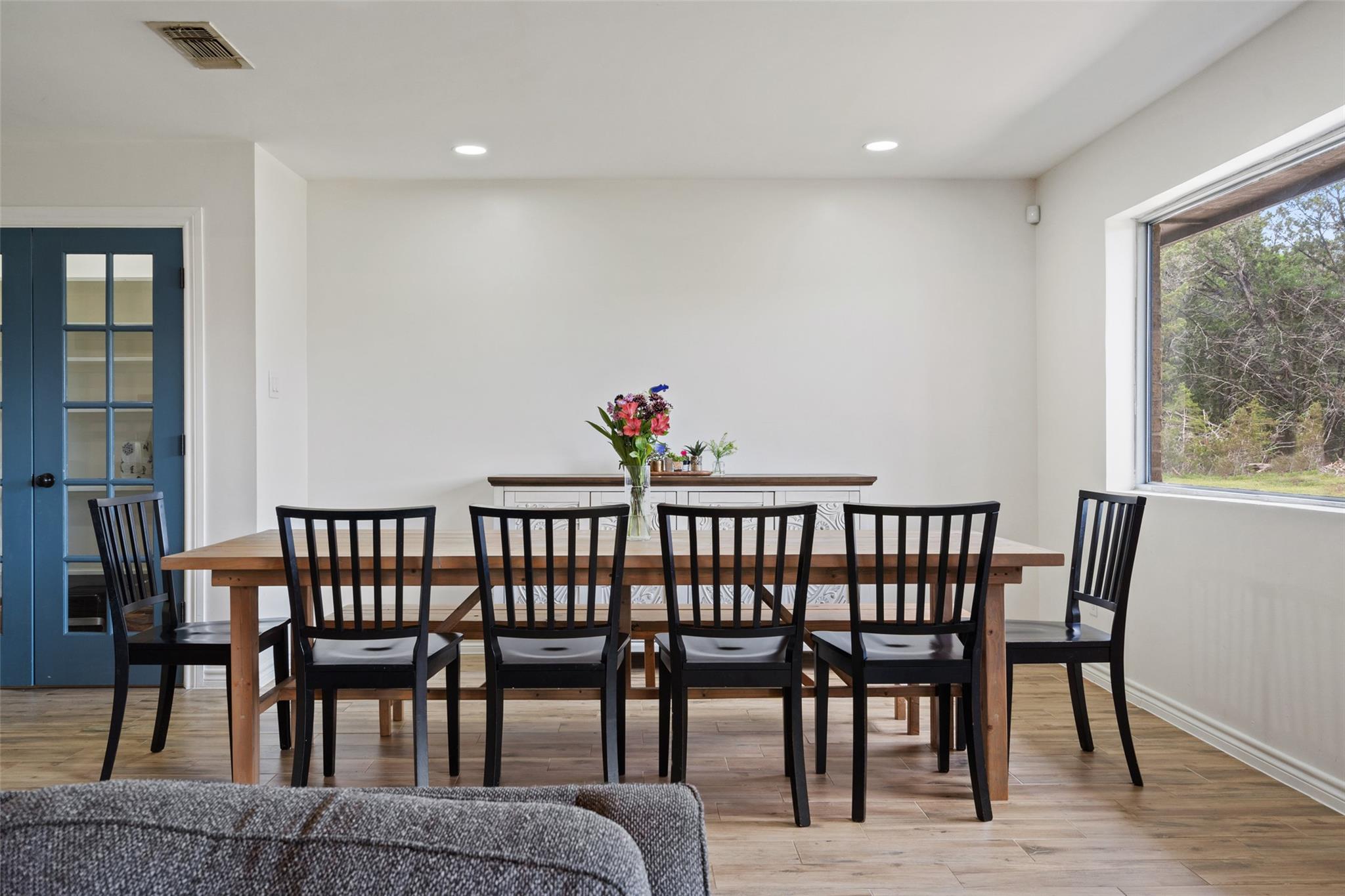 121 Merrywood Ln, San Marcos, TX 78666