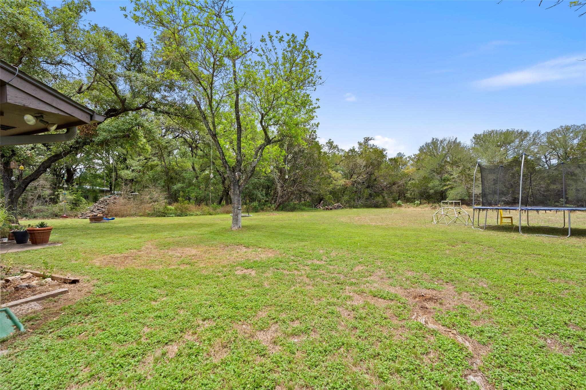 121 Merrywood Ln, San Marcos, TX 78666