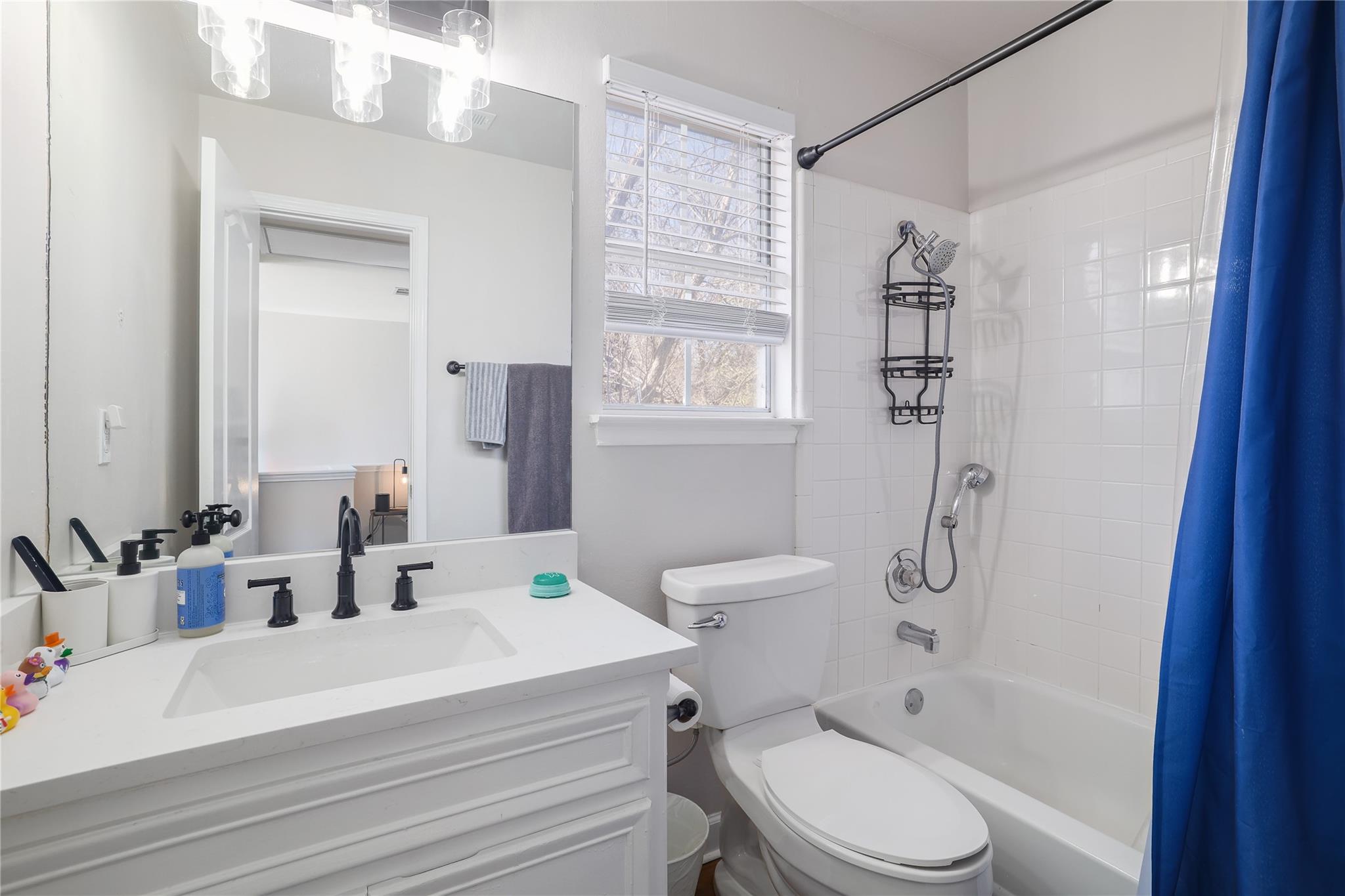 2210 Parkland Cv, Round Rock, TX 78681