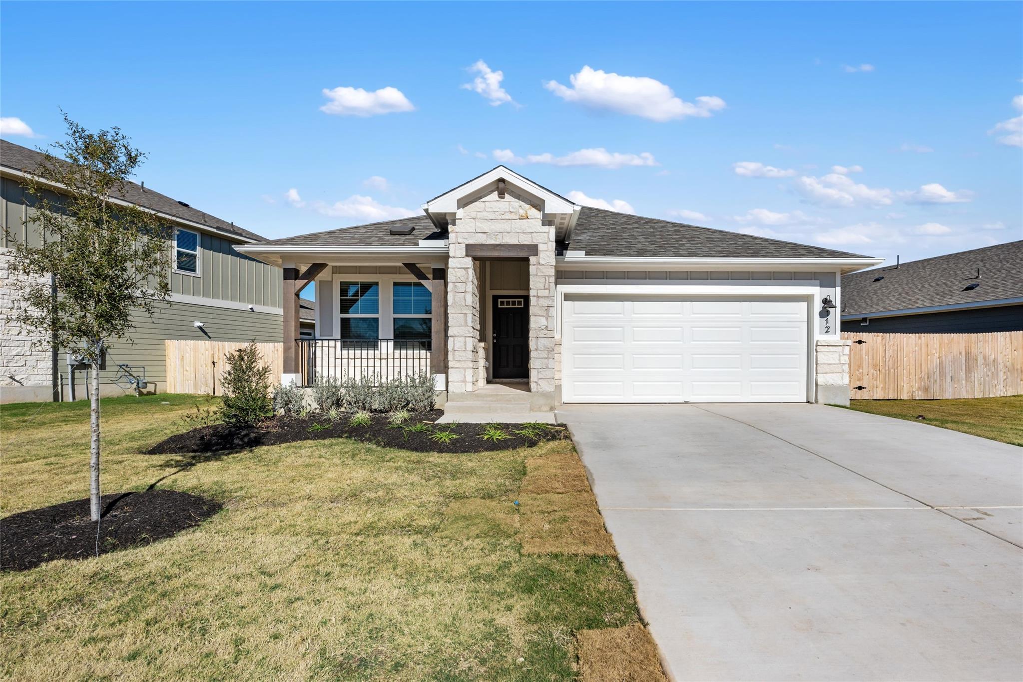 112 Short Toed Swoop, Cedar Creek, TX 78612