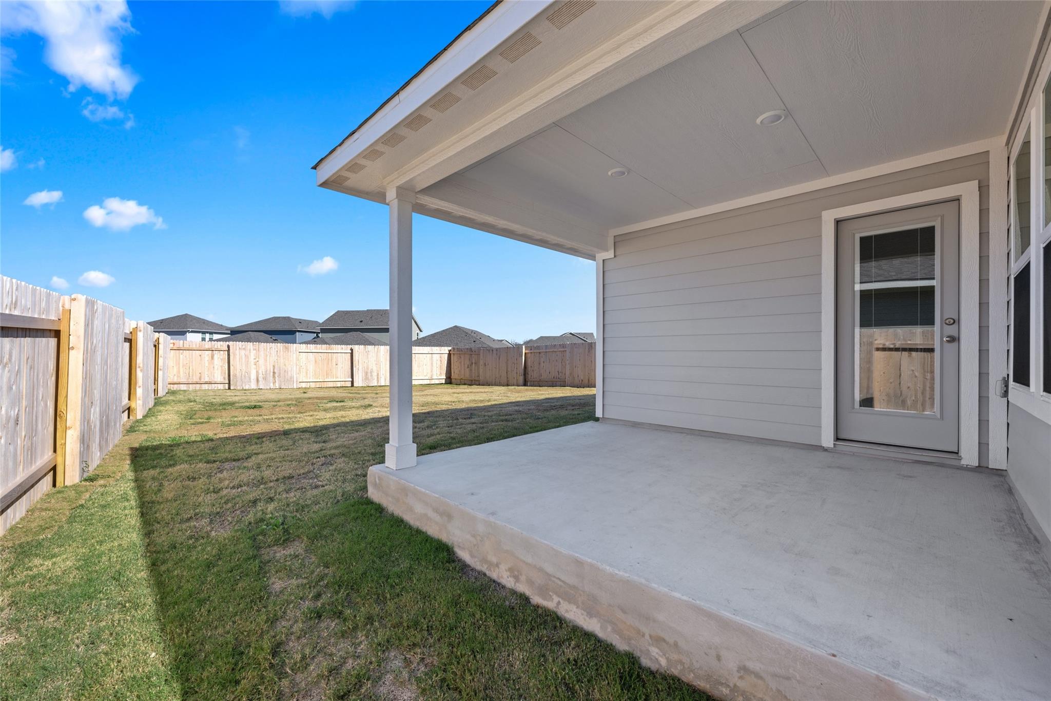112 Short Toed Swoop, Cedar Creek, TX 78612