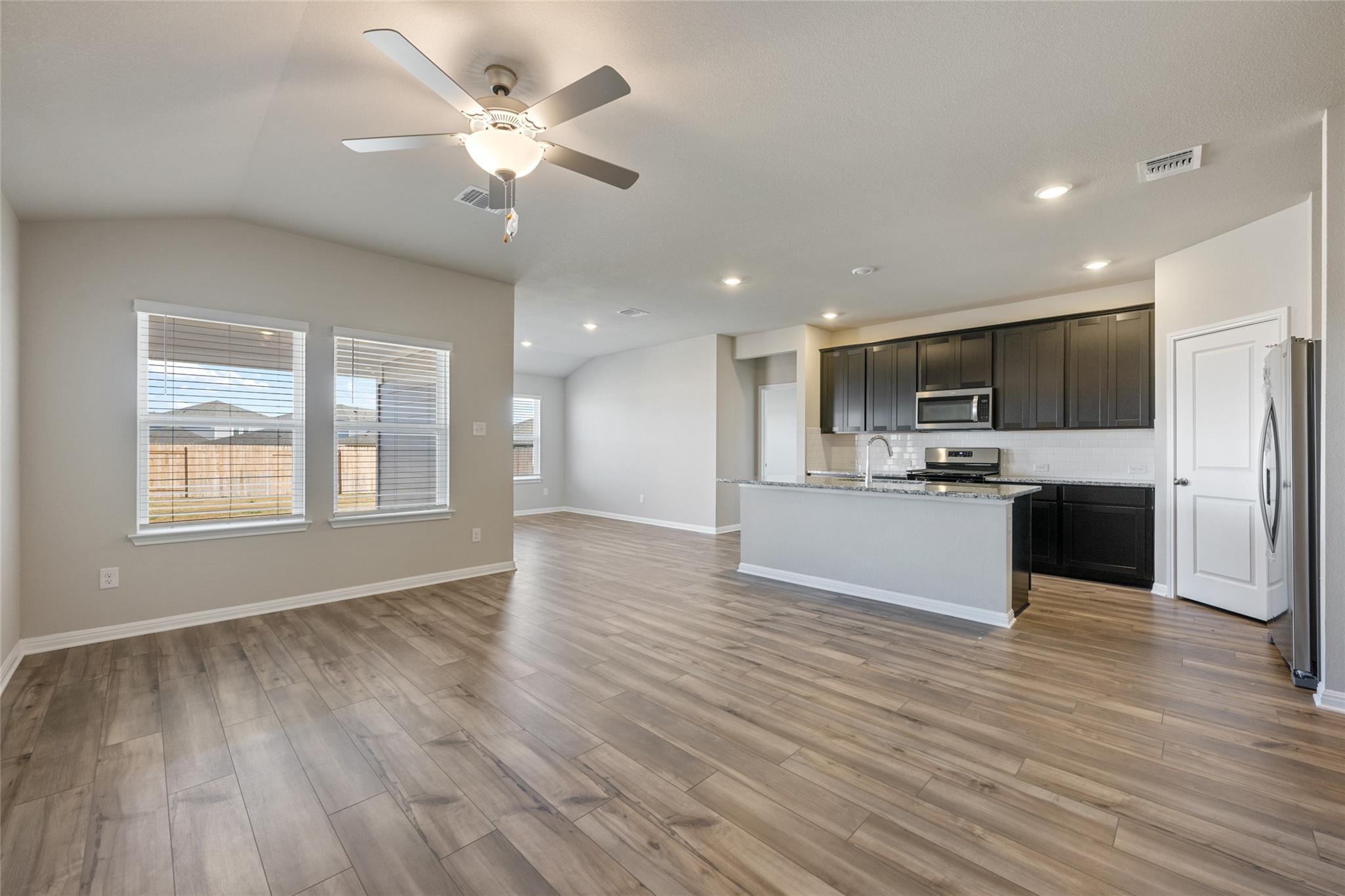 112 Short Toed Swoop, Cedar Creek, TX 78612