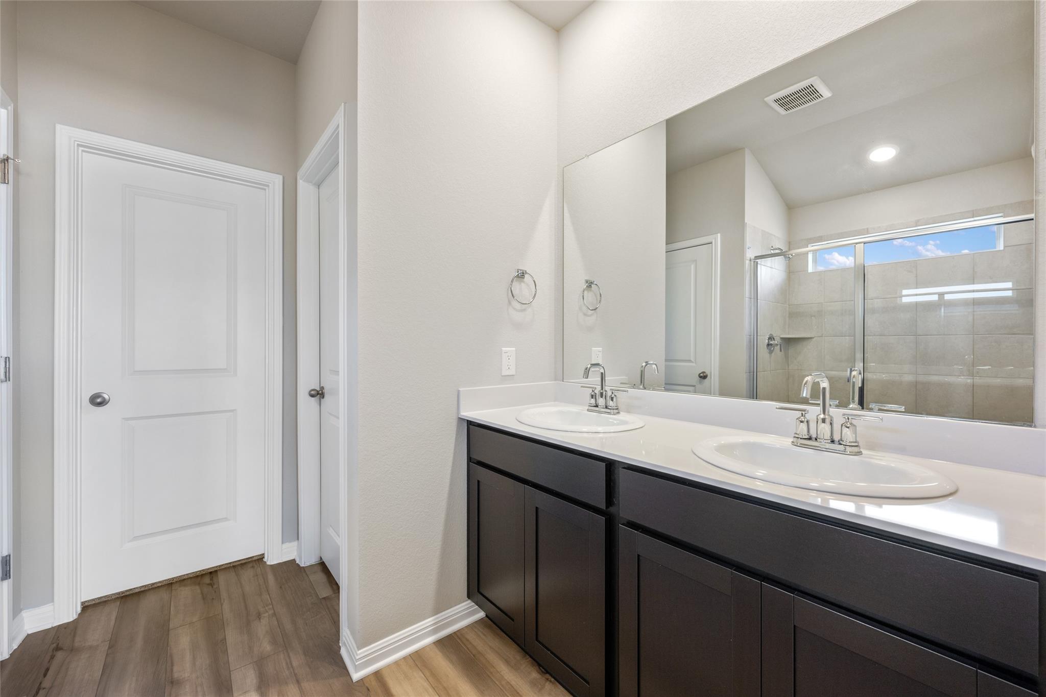 112 Short Toed Swoop, Cedar Creek, TX 78612