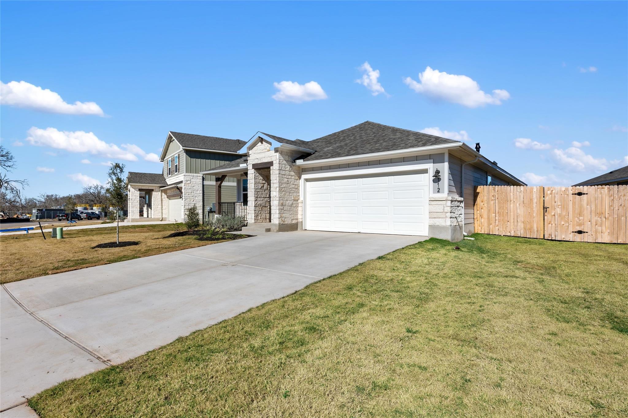 112 Short Toed Swoop, Cedar Creek, TX 78612