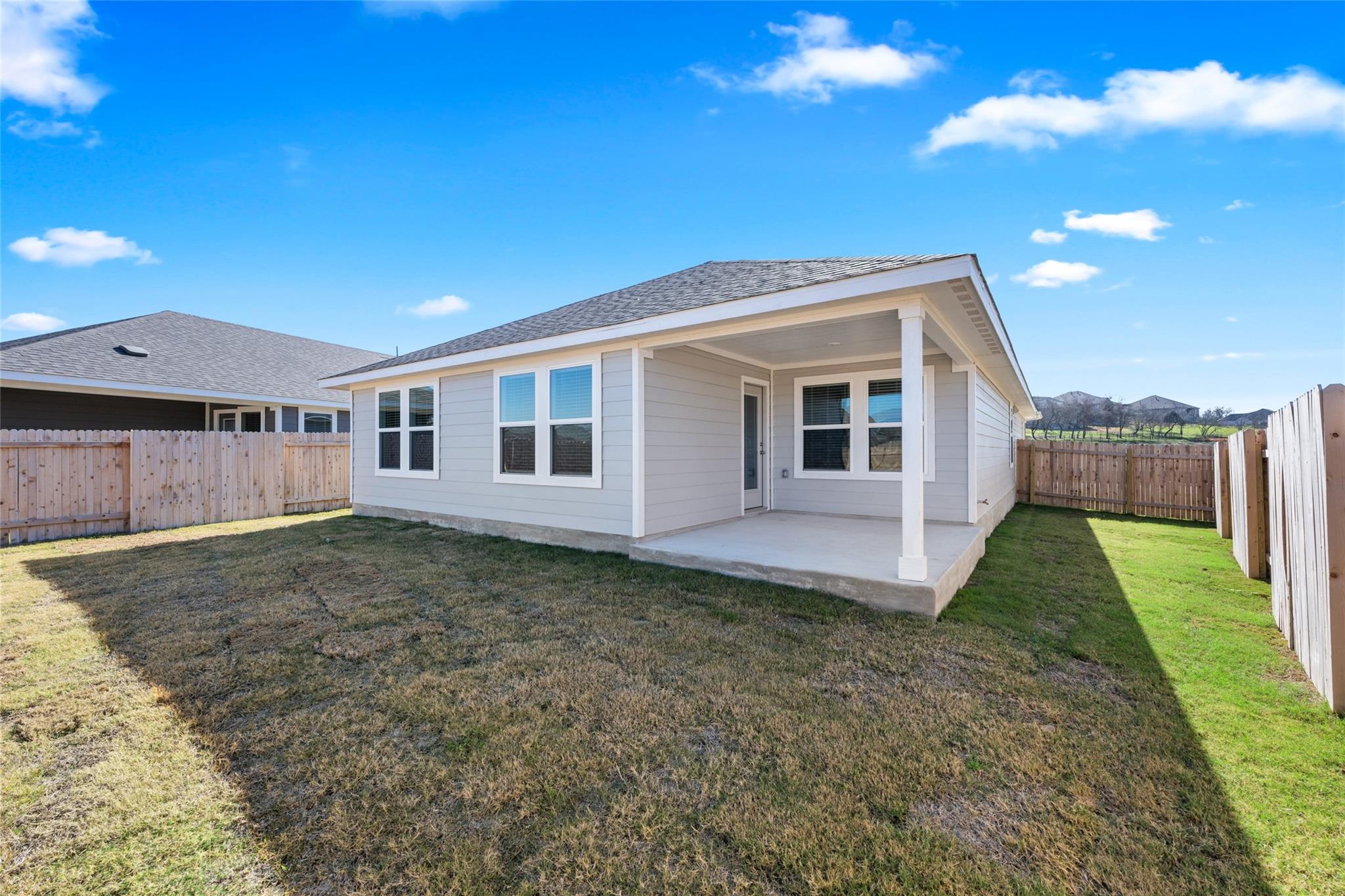 112 Short Toed Swoop, Cedar Creek, TX 78612
