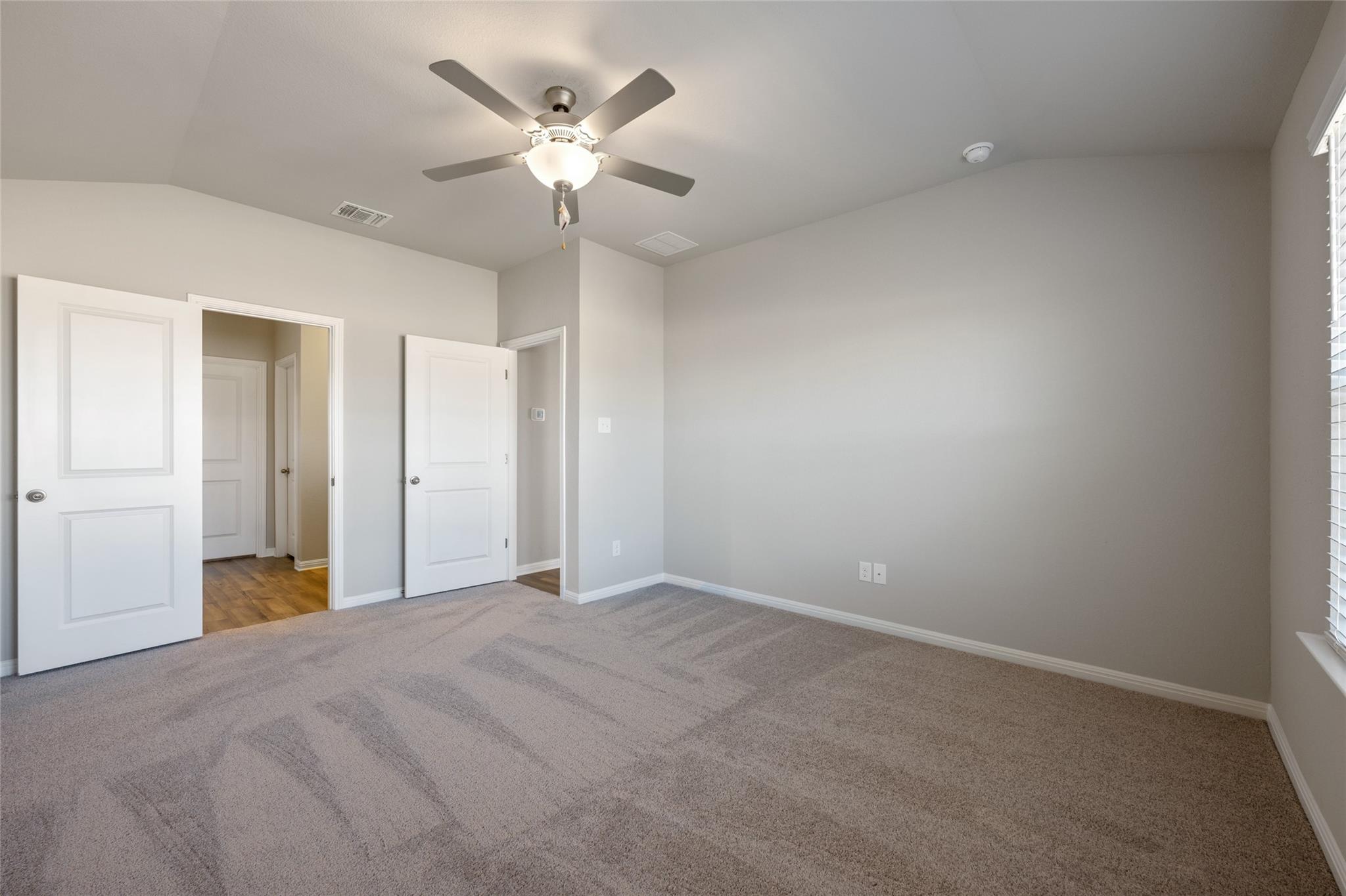 112 Short Toed Swoop, Cedar Creek, TX 78612