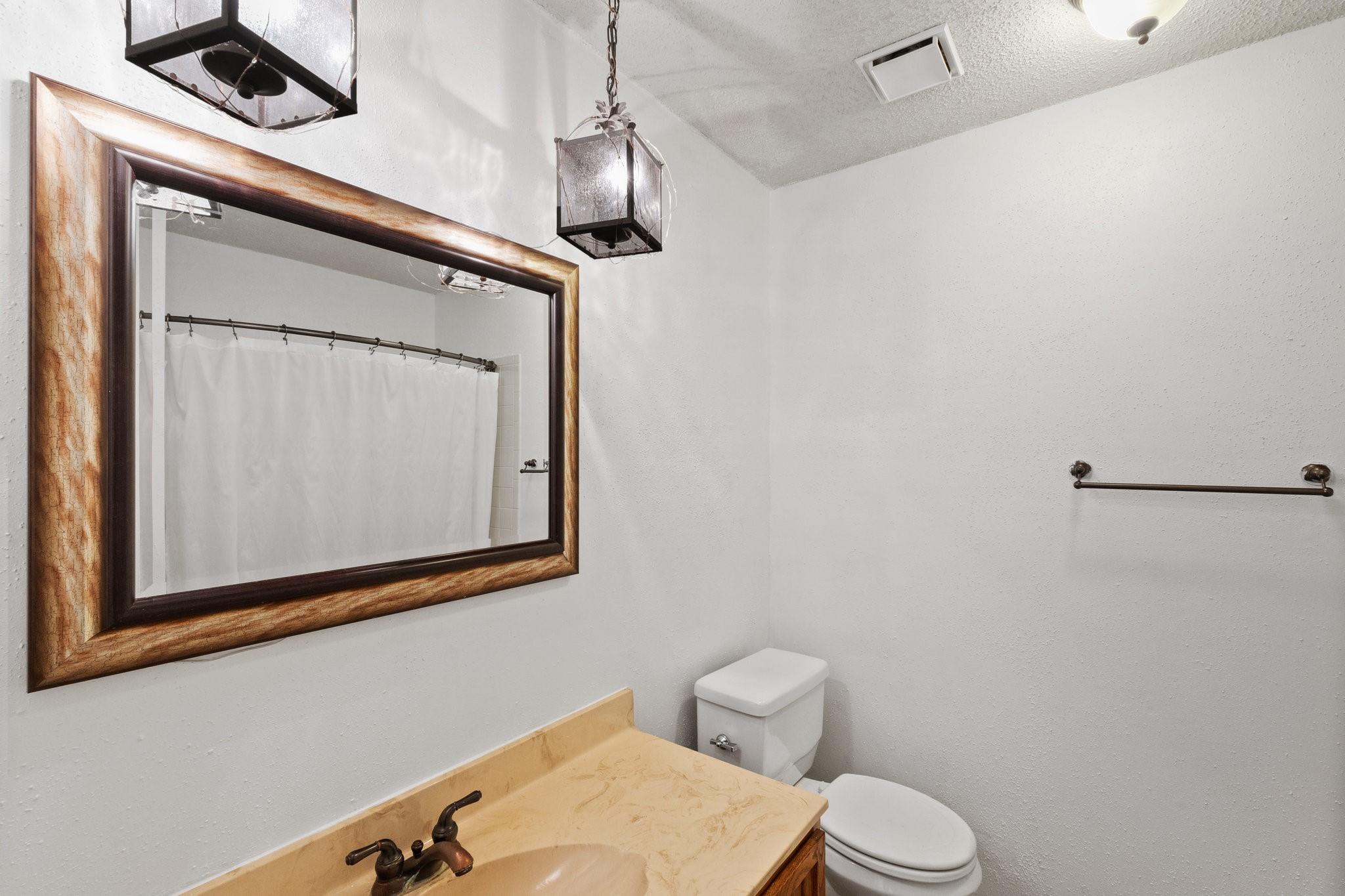 9826 Briar Ridge Dr, Austin, TX 78748