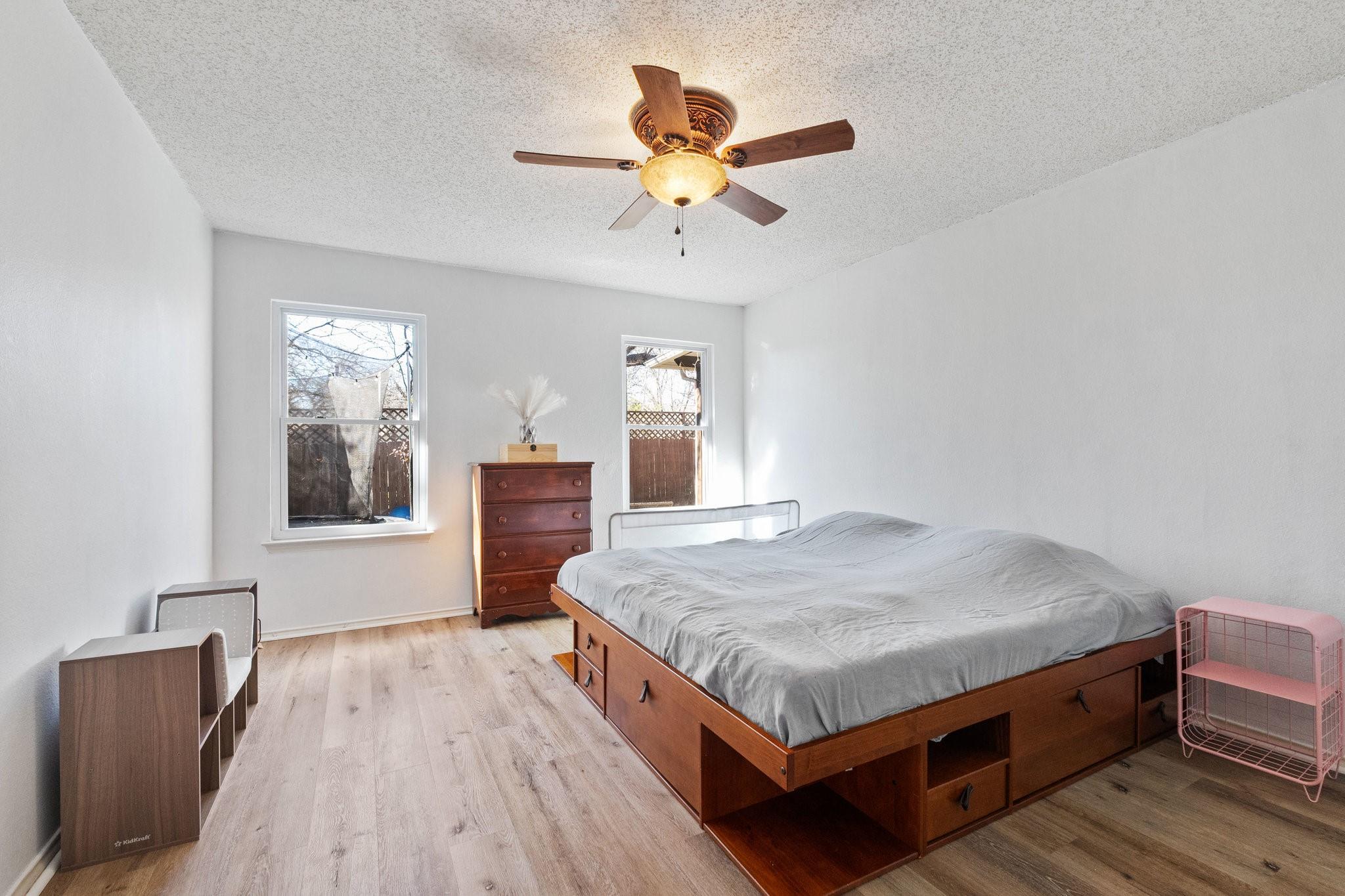 9826 Briar Ridge Dr, Austin, TX 78748