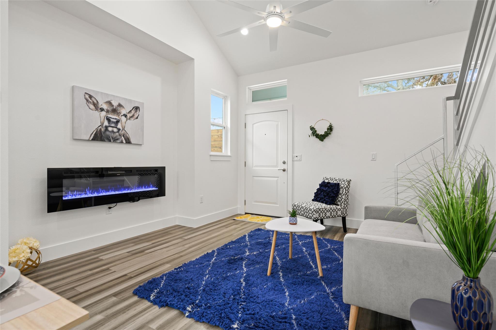 2102 E 2nd St # 2, Austin, TX 78702