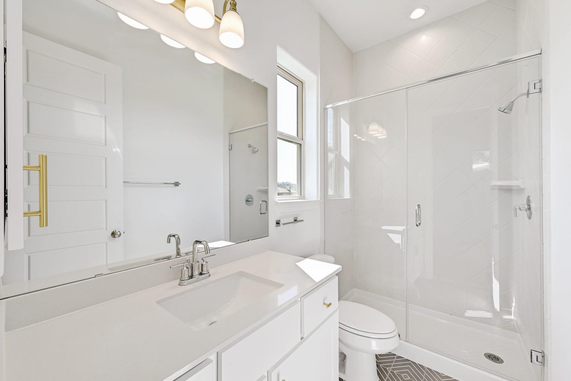 905 CRESTONE STREAM Dr, Austin, TX 78738