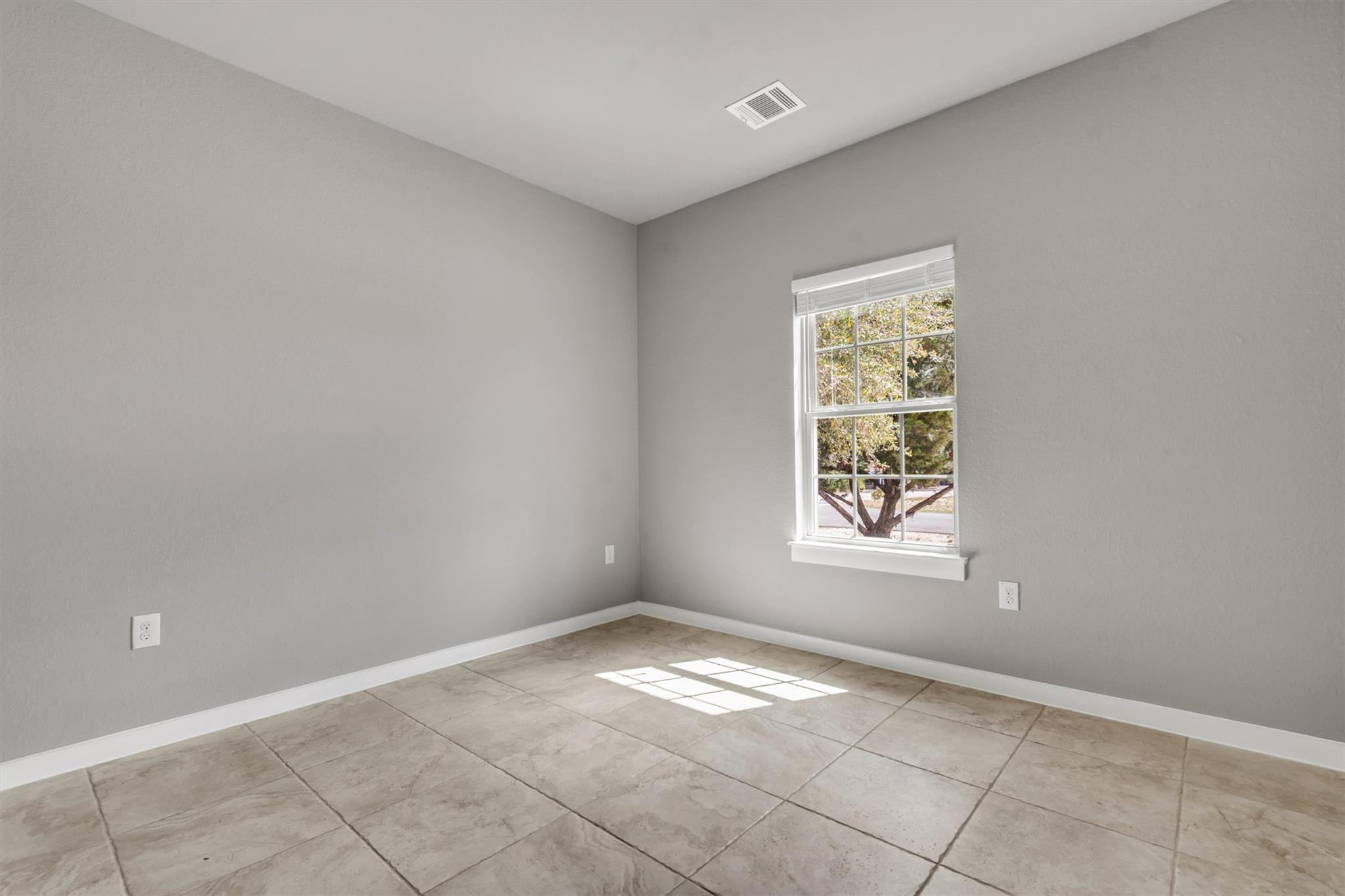 21414 Santa Carlo Ave, Lago Vista, TX 78645