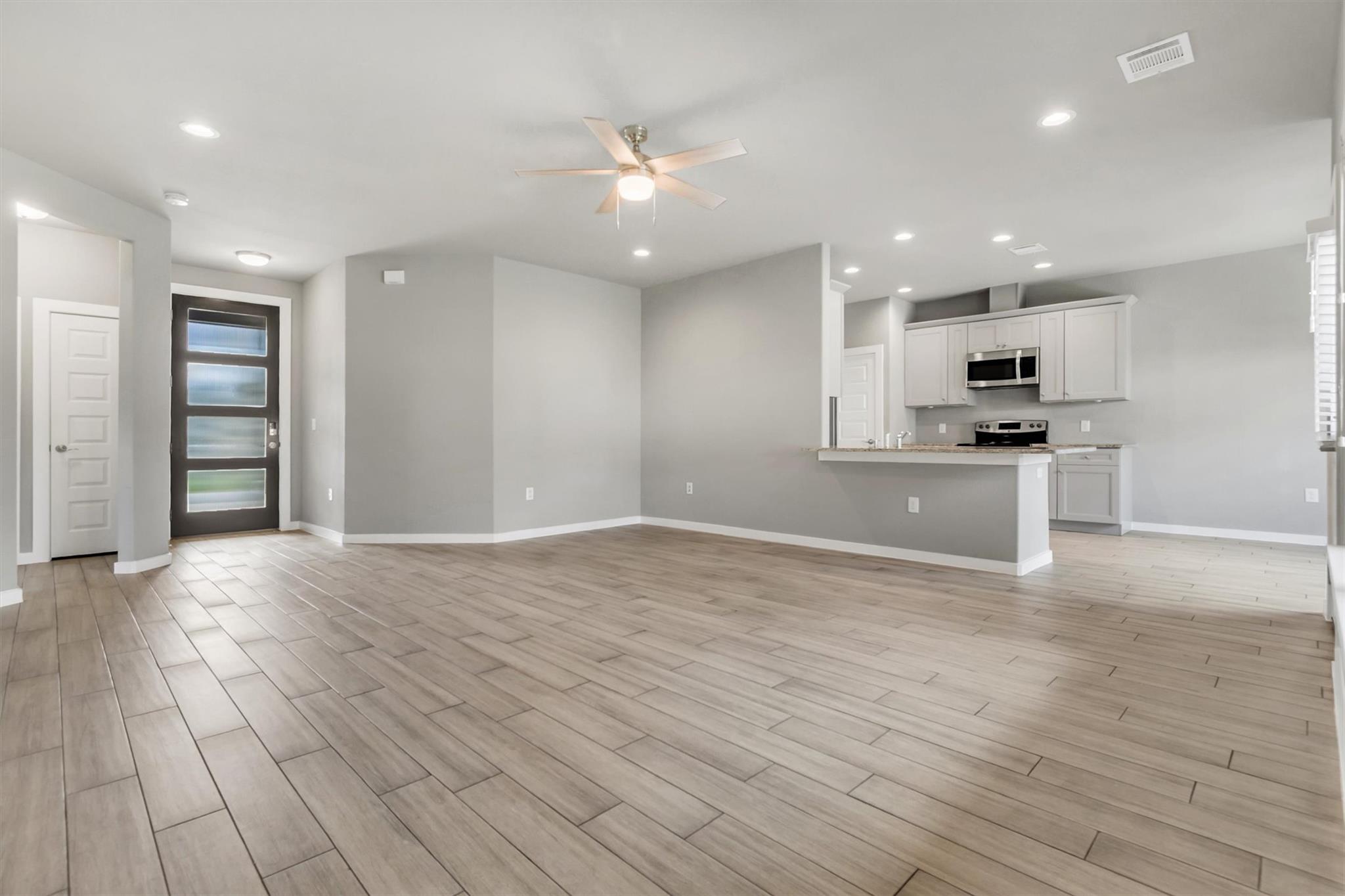 21414 Santa Carlo Ave, Lago Vista, TX 78645