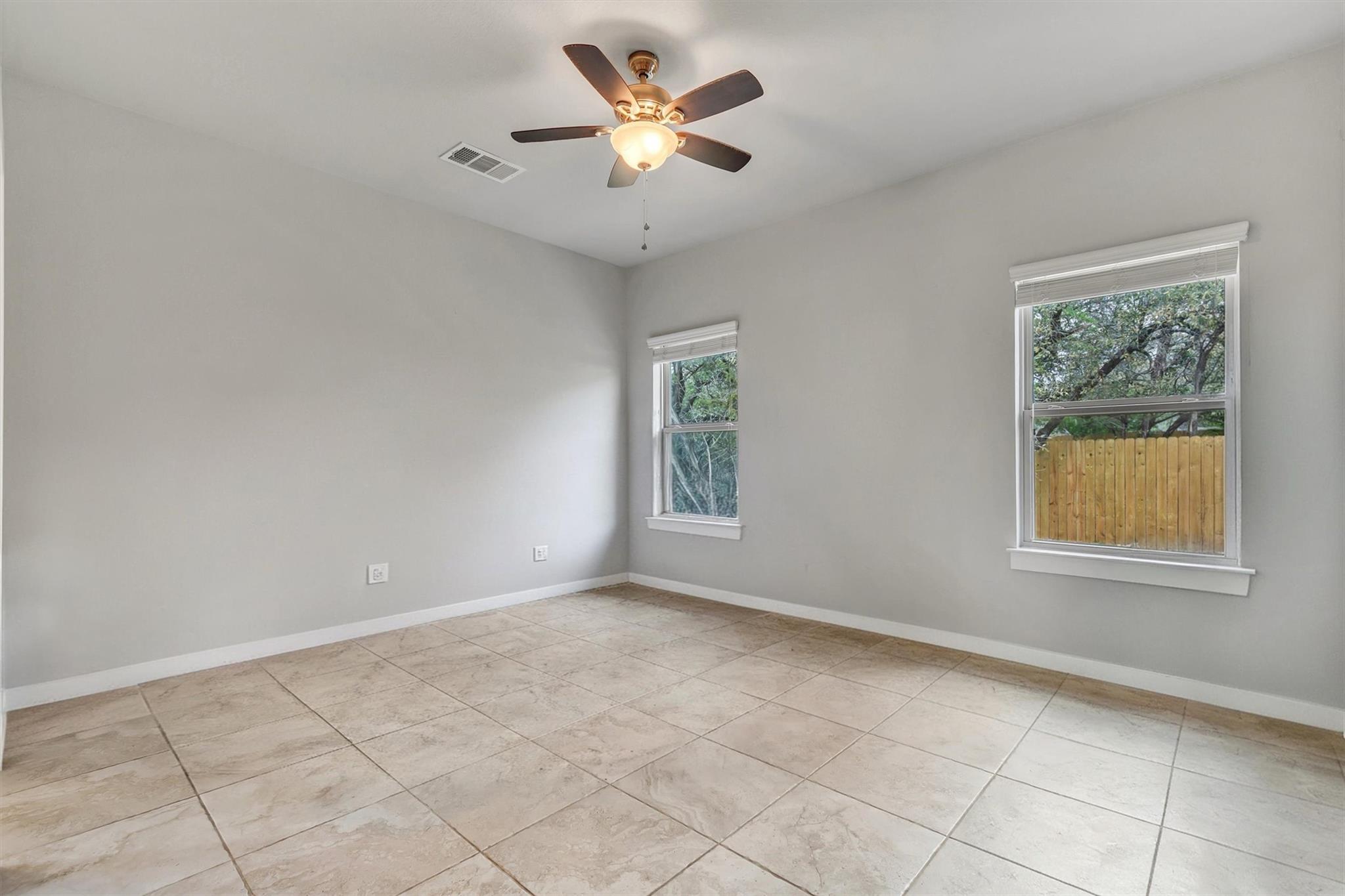 21414 Santa Carlo Ave, Lago Vista, TX 78645