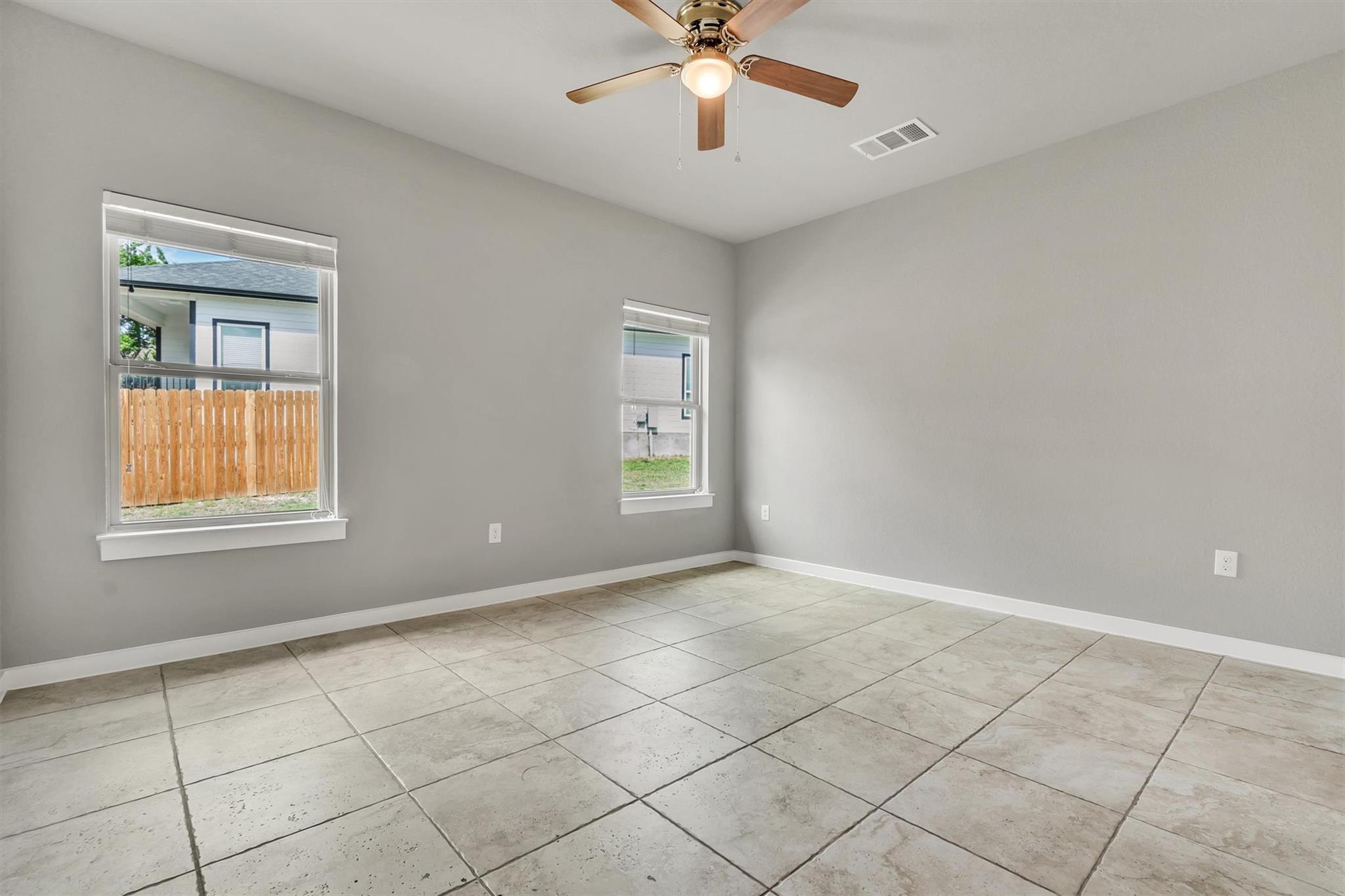 21414 Santa Carlo Ave, Lago Vista, TX 78645