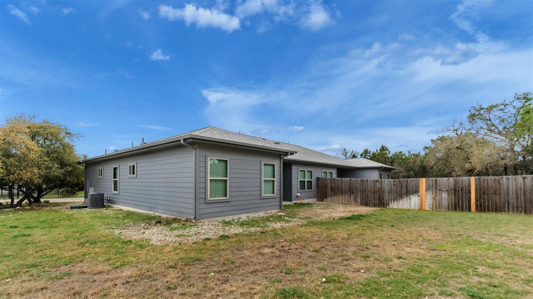 21414 Santa Carlo Ave, Lago Vista, TX 78645