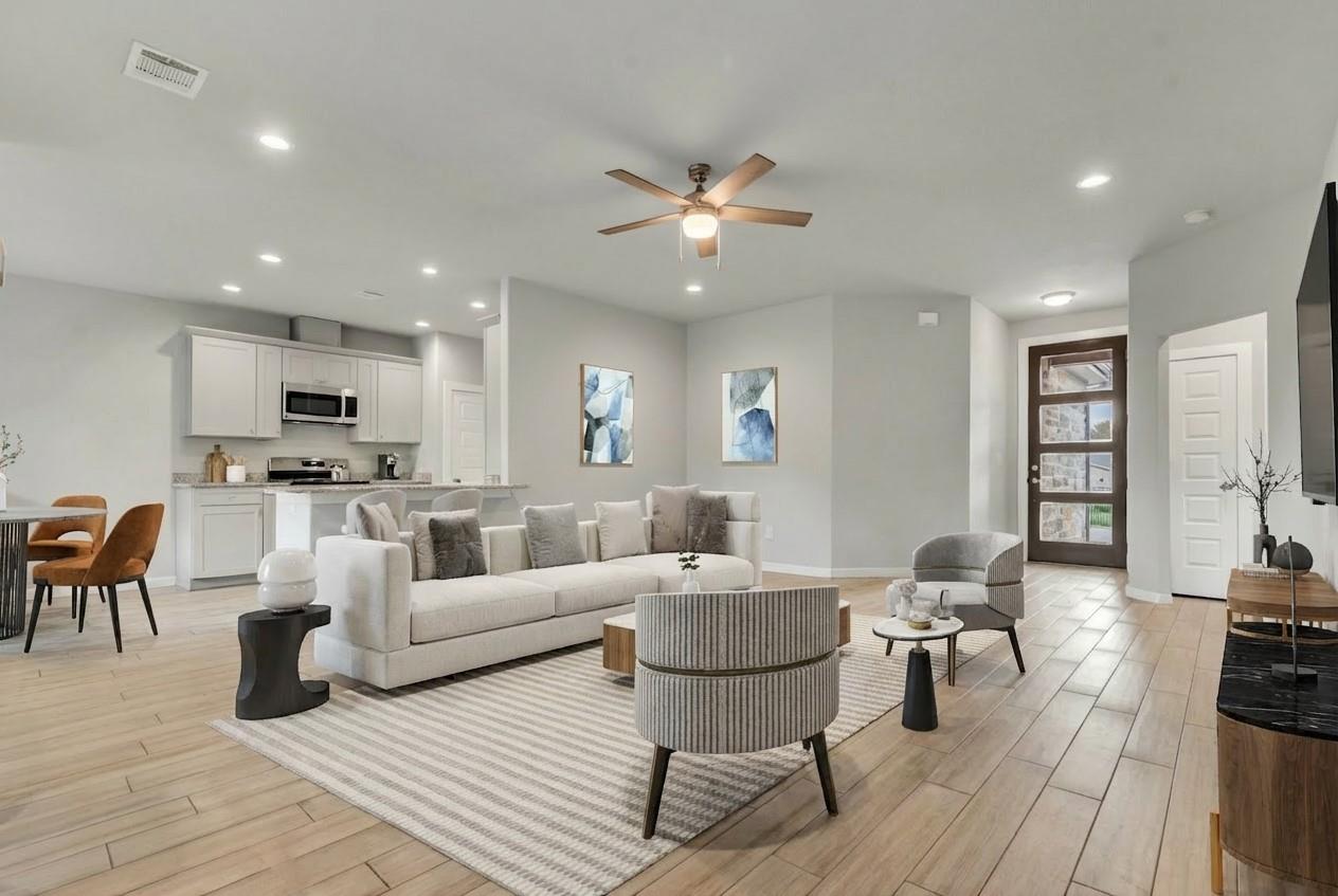 21414 Santa Carlo Ave, Lago Vista, TX 78645