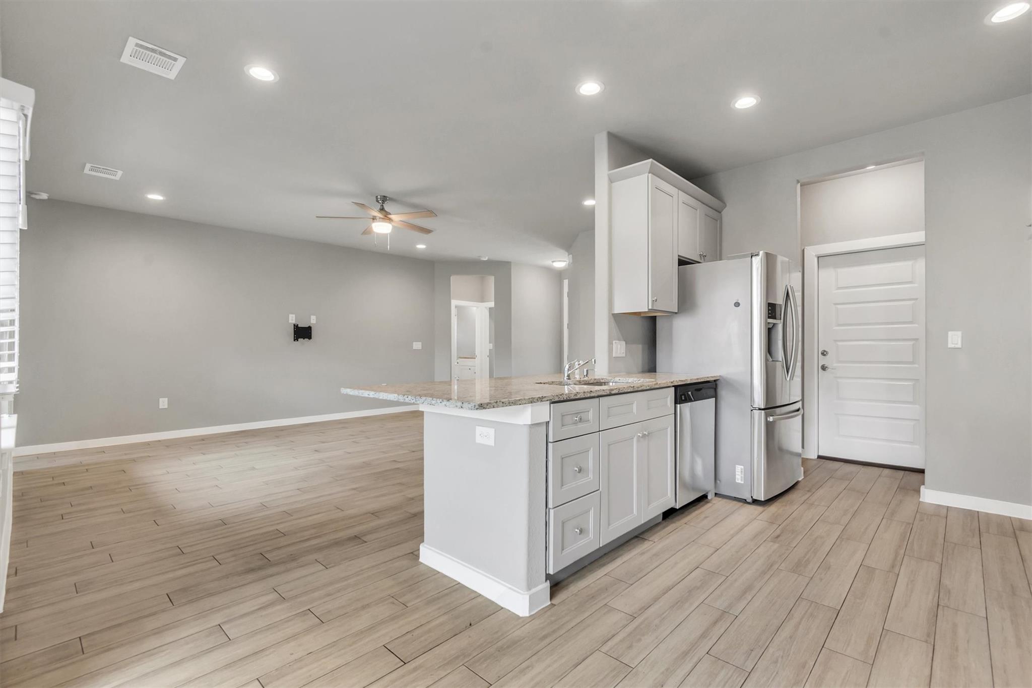 21414 Santa Carlo Ave, Lago Vista, TX 78645