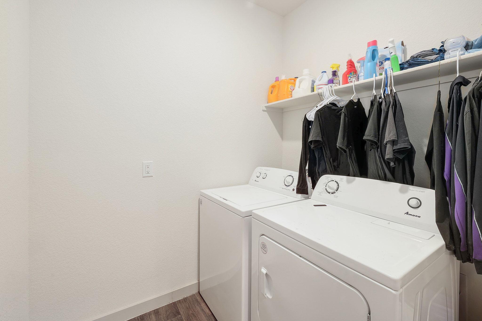 224 Lavaca River Ln, Hutto, TX 78634