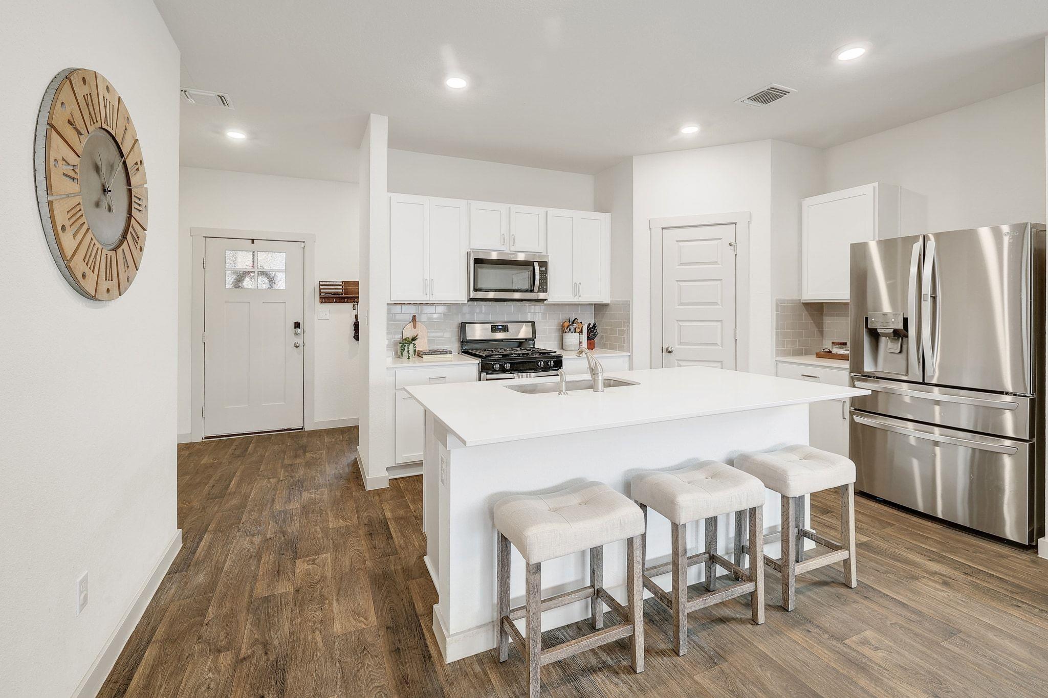 224 Lavaca River Ln, Hutto, TX 78634