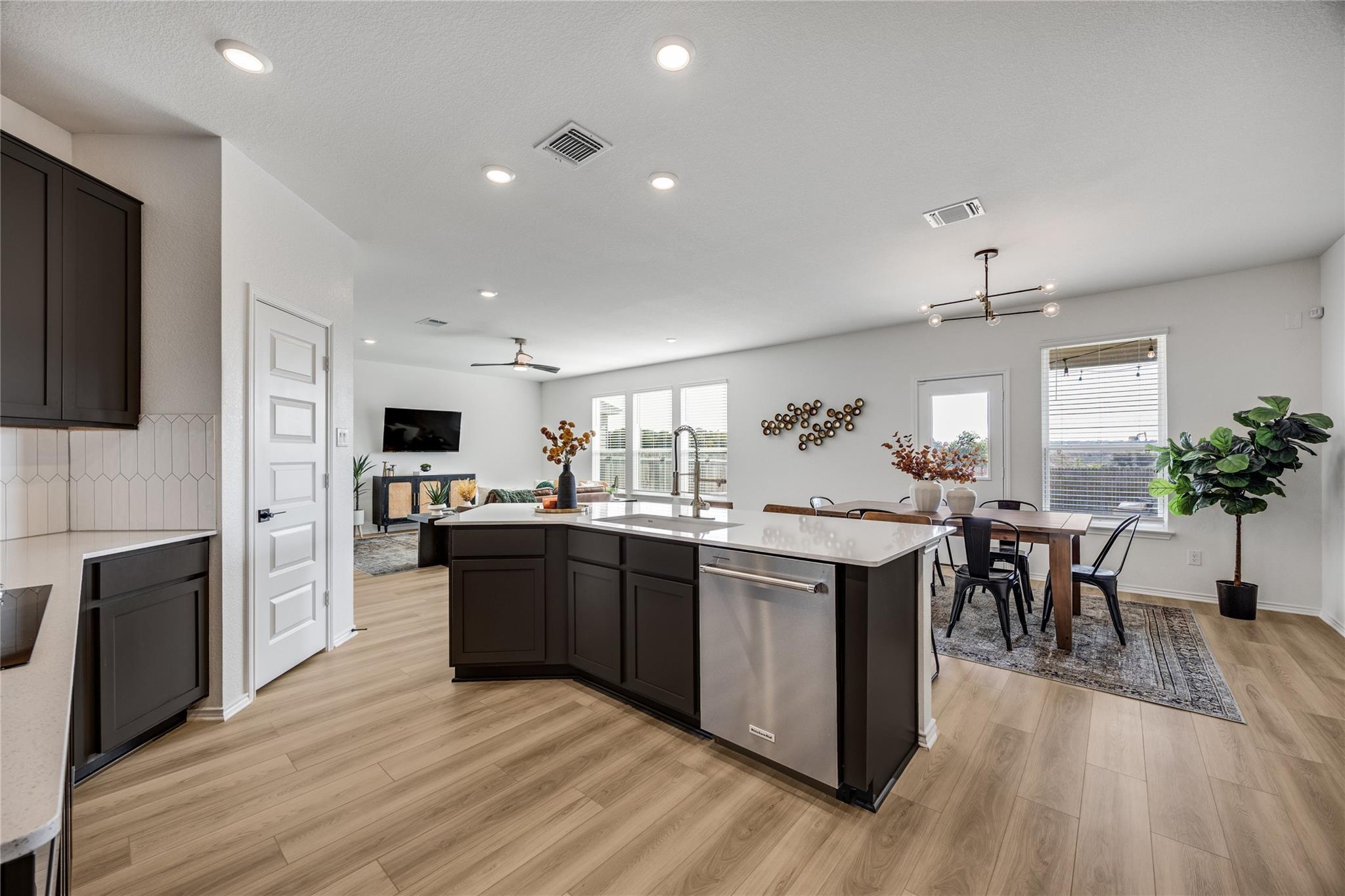 1905 Red Berry Pass, Georgetown, TX 78628