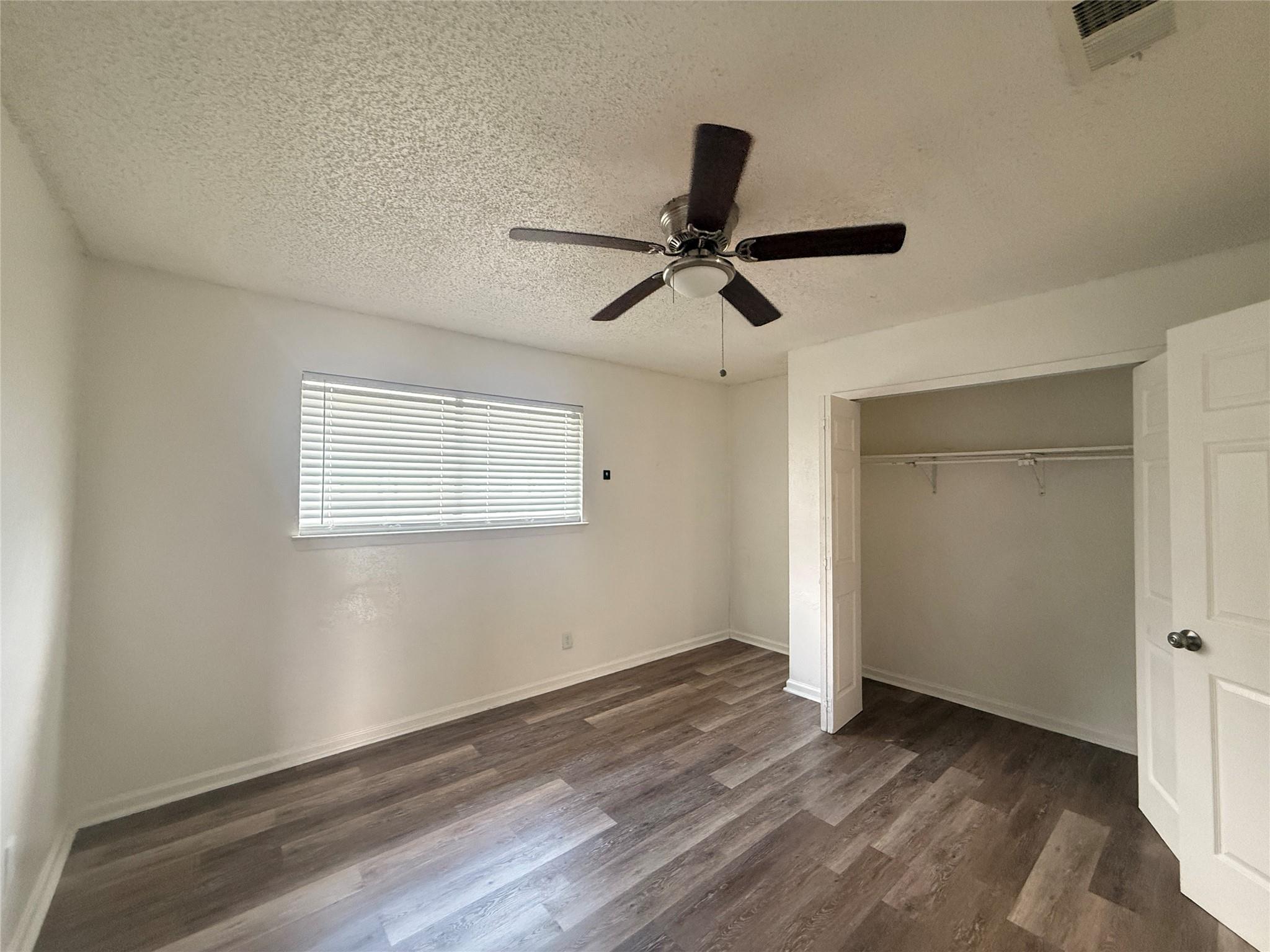 2607 Ektom Dr # B, Austin, TX 78745