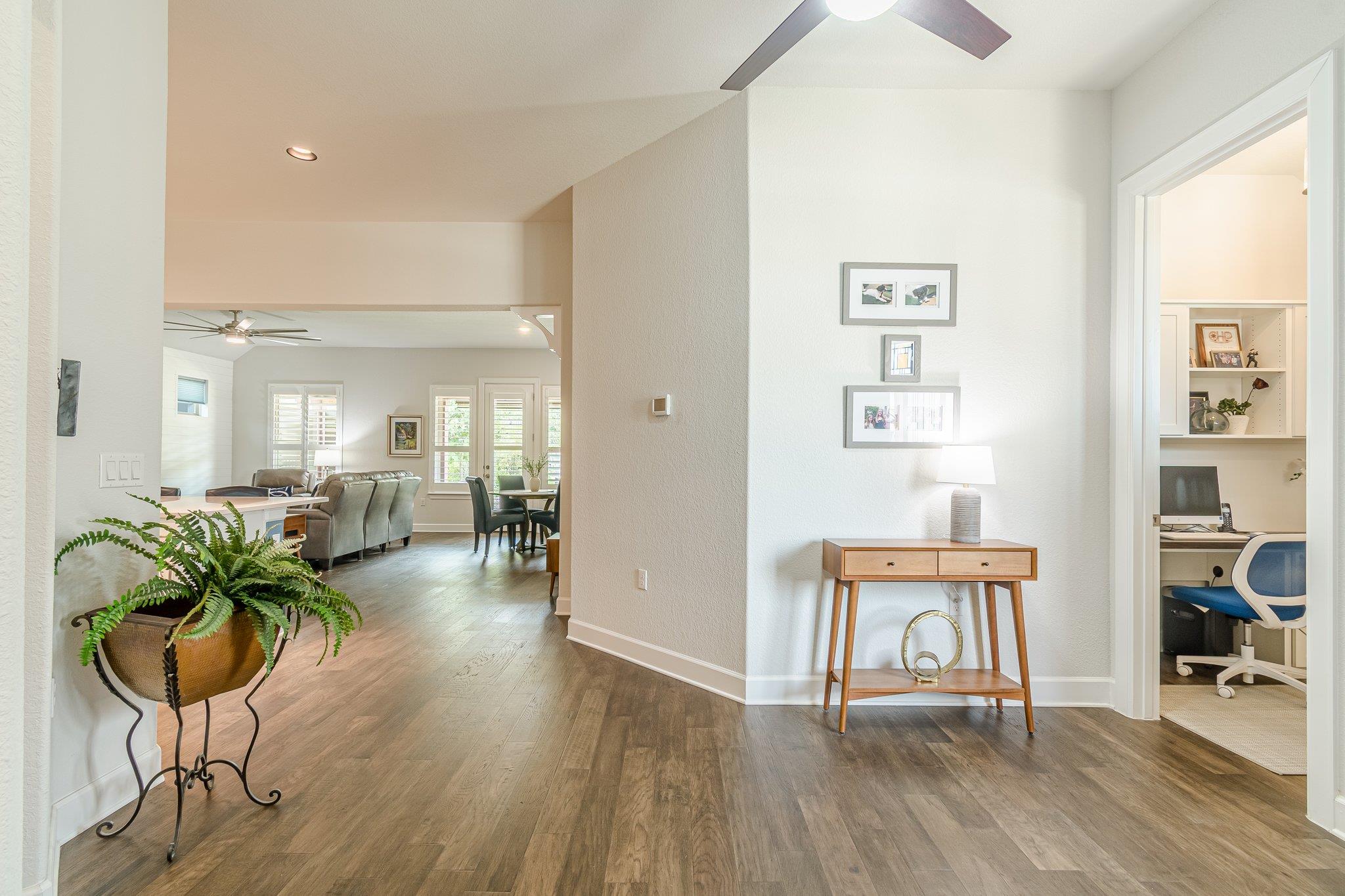 305 Dashing Sycamore St, San Marcos, TX 78666