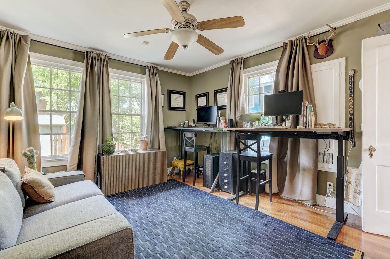 809 E 44th St, Austin, TX 78751