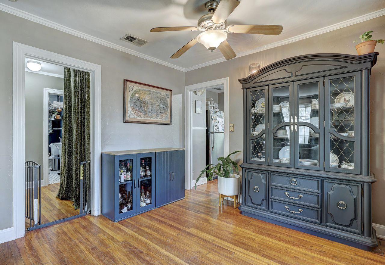 809 E 44th St, Austin, TX 78751