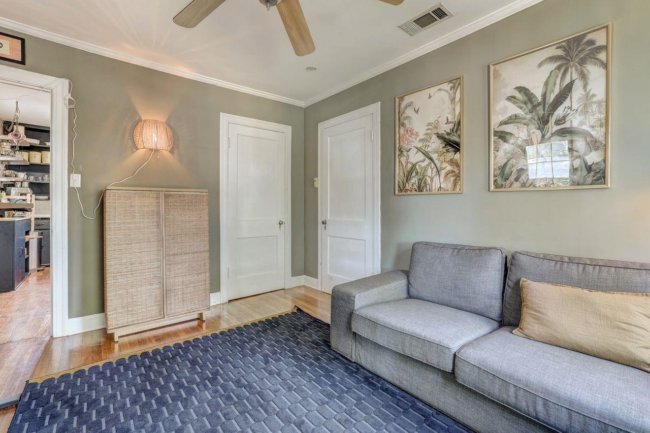 809 E 44th St, Austin, TX 78751