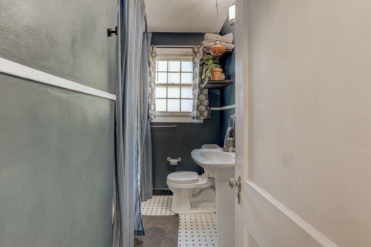 809 E 44th St, Austin, TX 78751